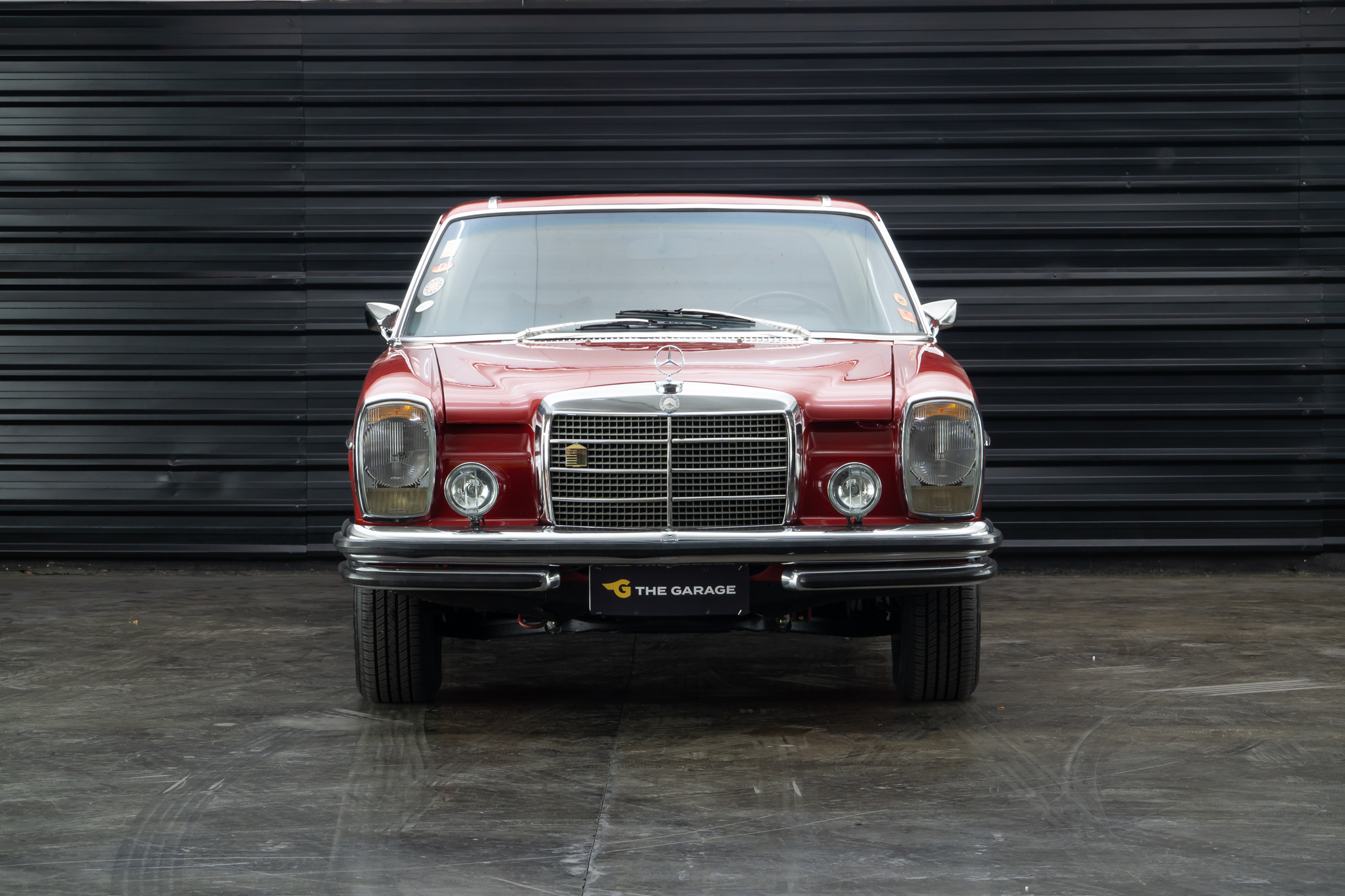 1973 Mercedes Benz 280C W114 a venda The garage