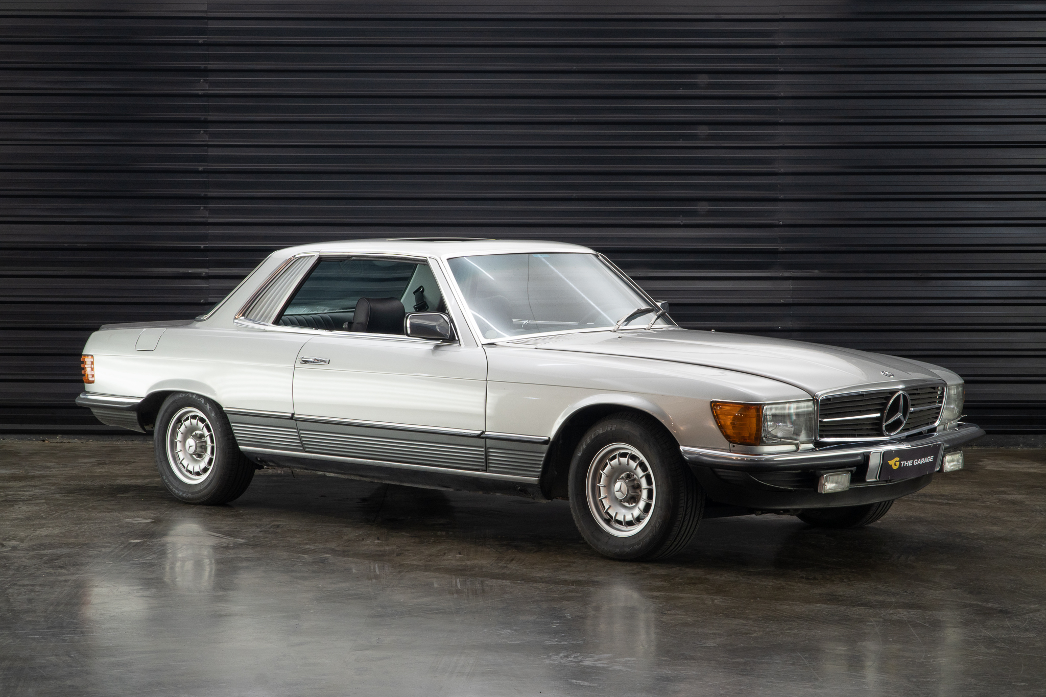 1980 Mercedes Benz 500 sl c a venda The garage