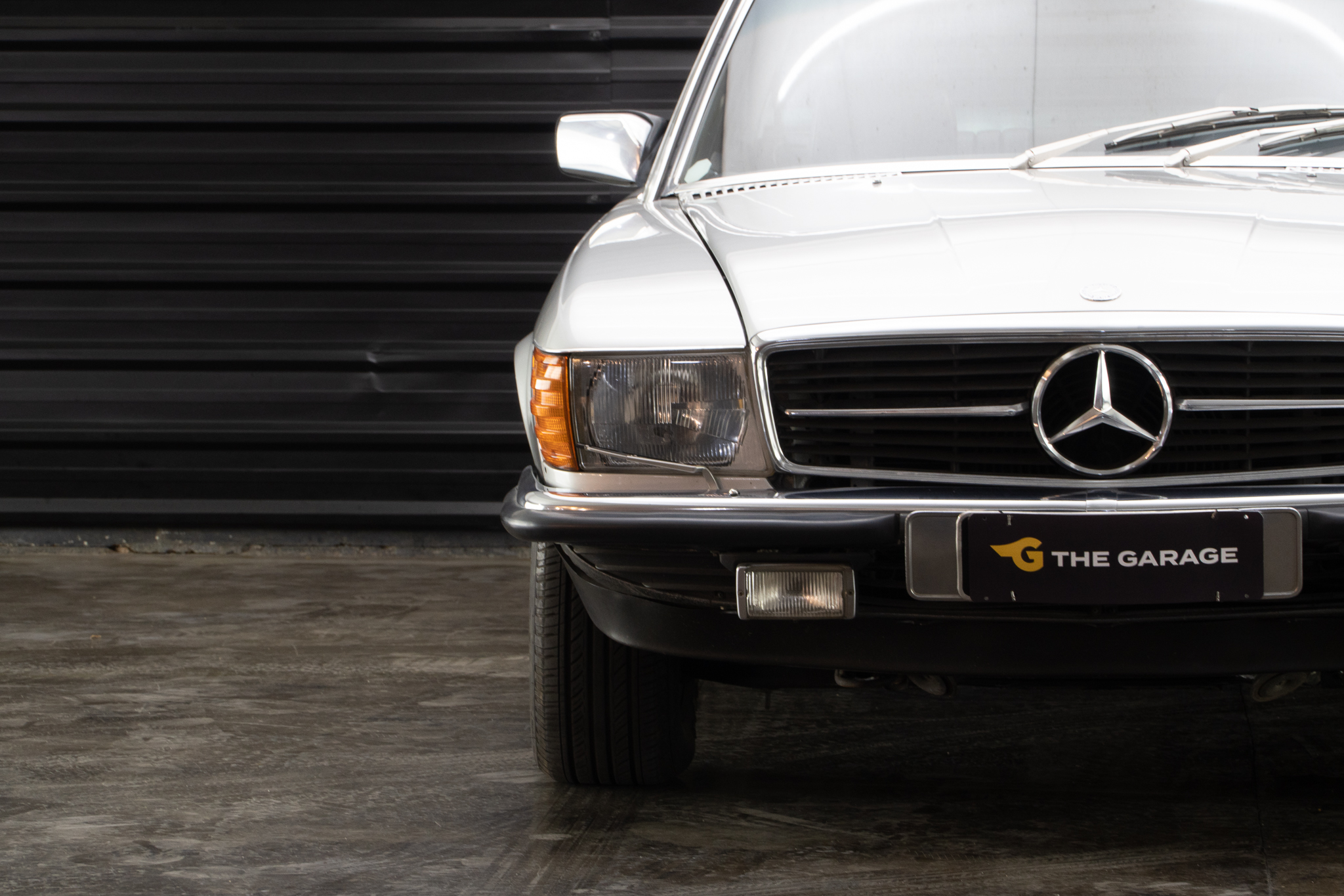 1980 Mercedes Benz 500 sl c a venda The garage