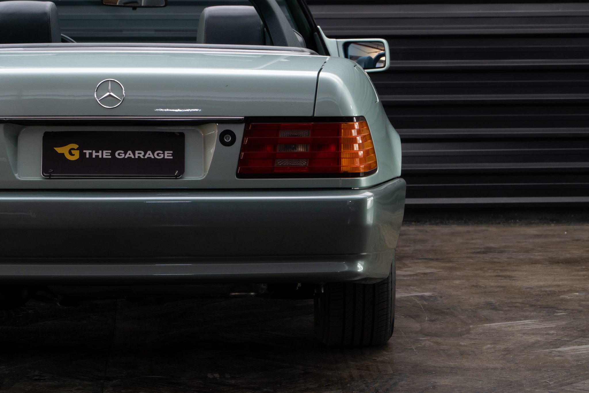 1992 Mercedes Benz 300 SL a venda the garage for sale