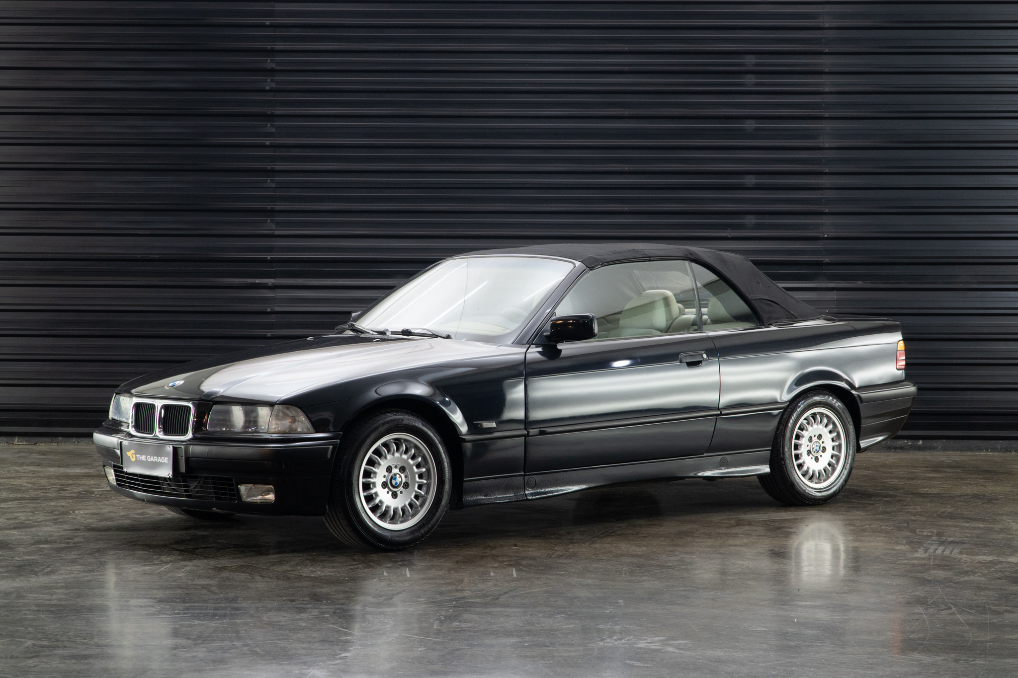 1995 BMW 325i a venda the garage for sale