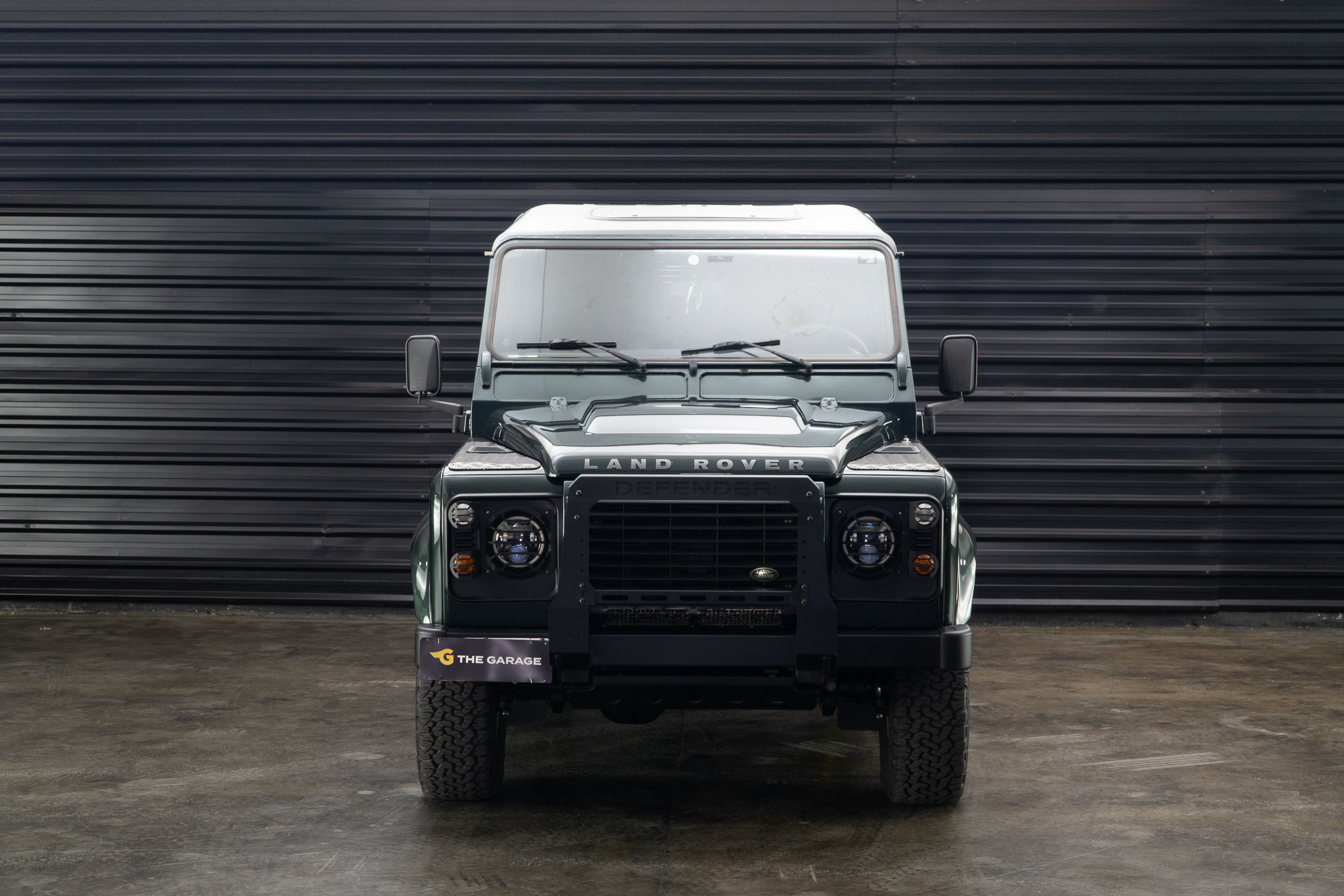 2010 Land Rover defender 110S 2.4 a venda The garage