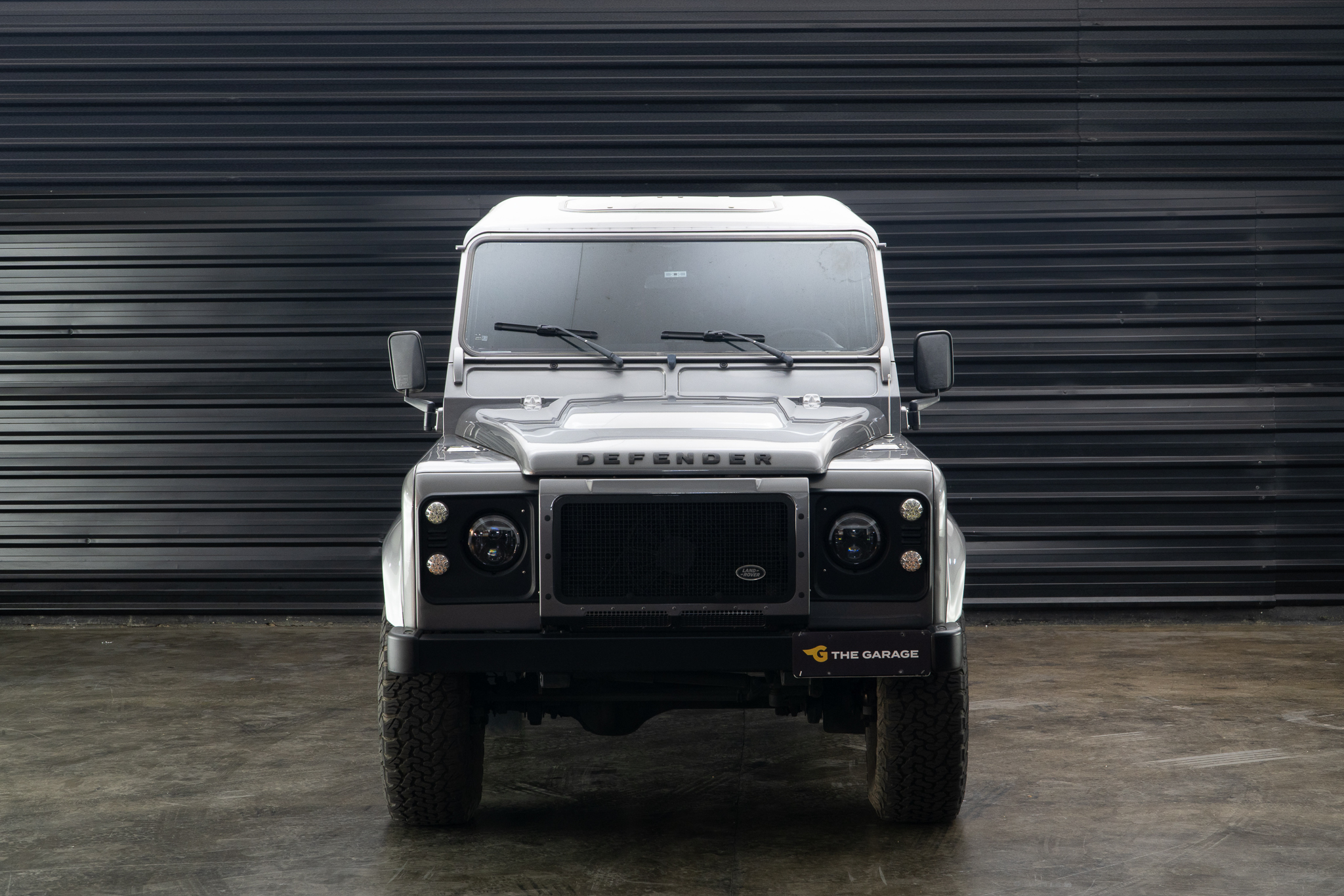 2010 Land Rover defender 110S 2.4 a venda The garage