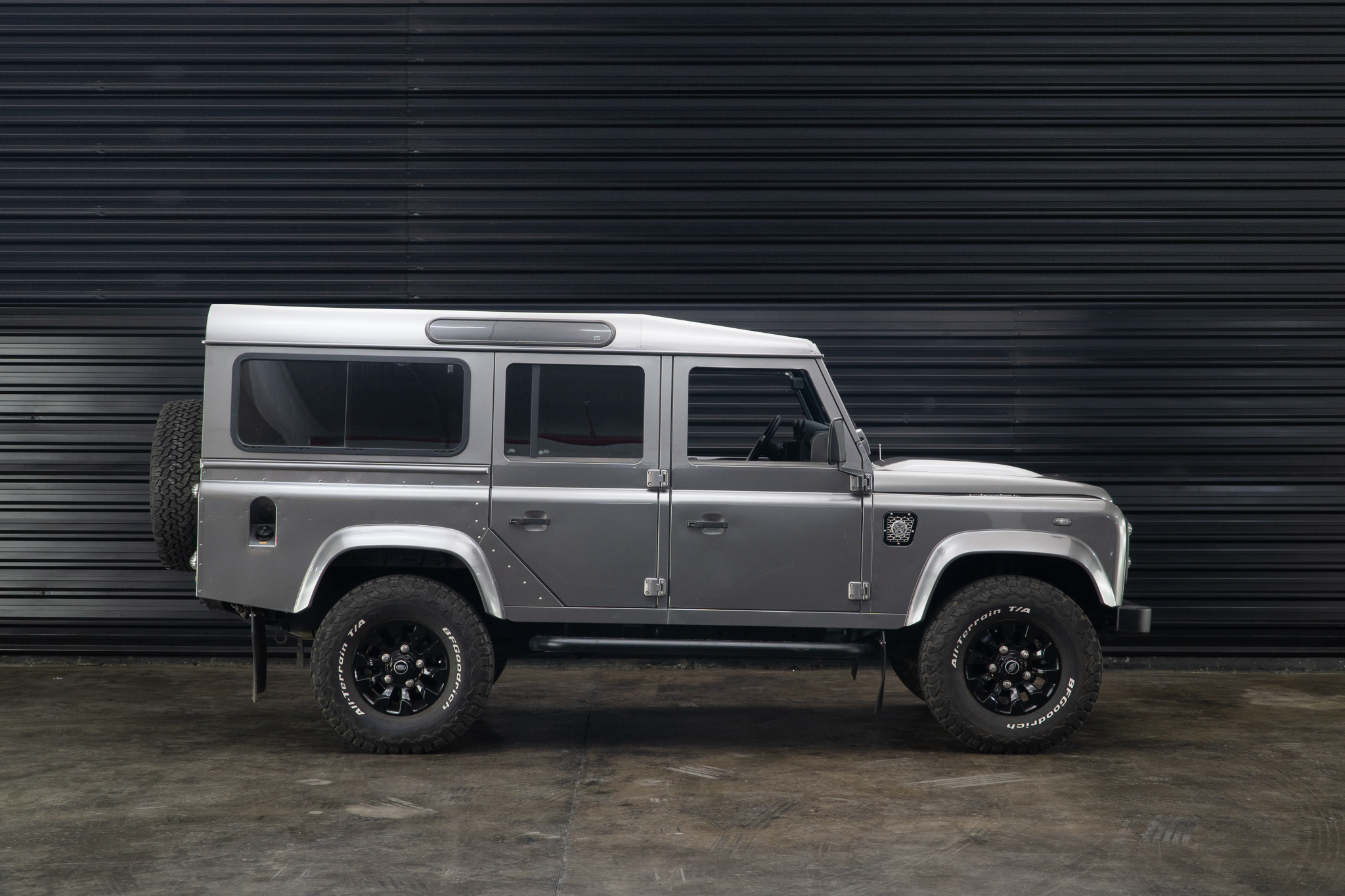 2010 Land Rover defender 110S 2.4 a venda The garage