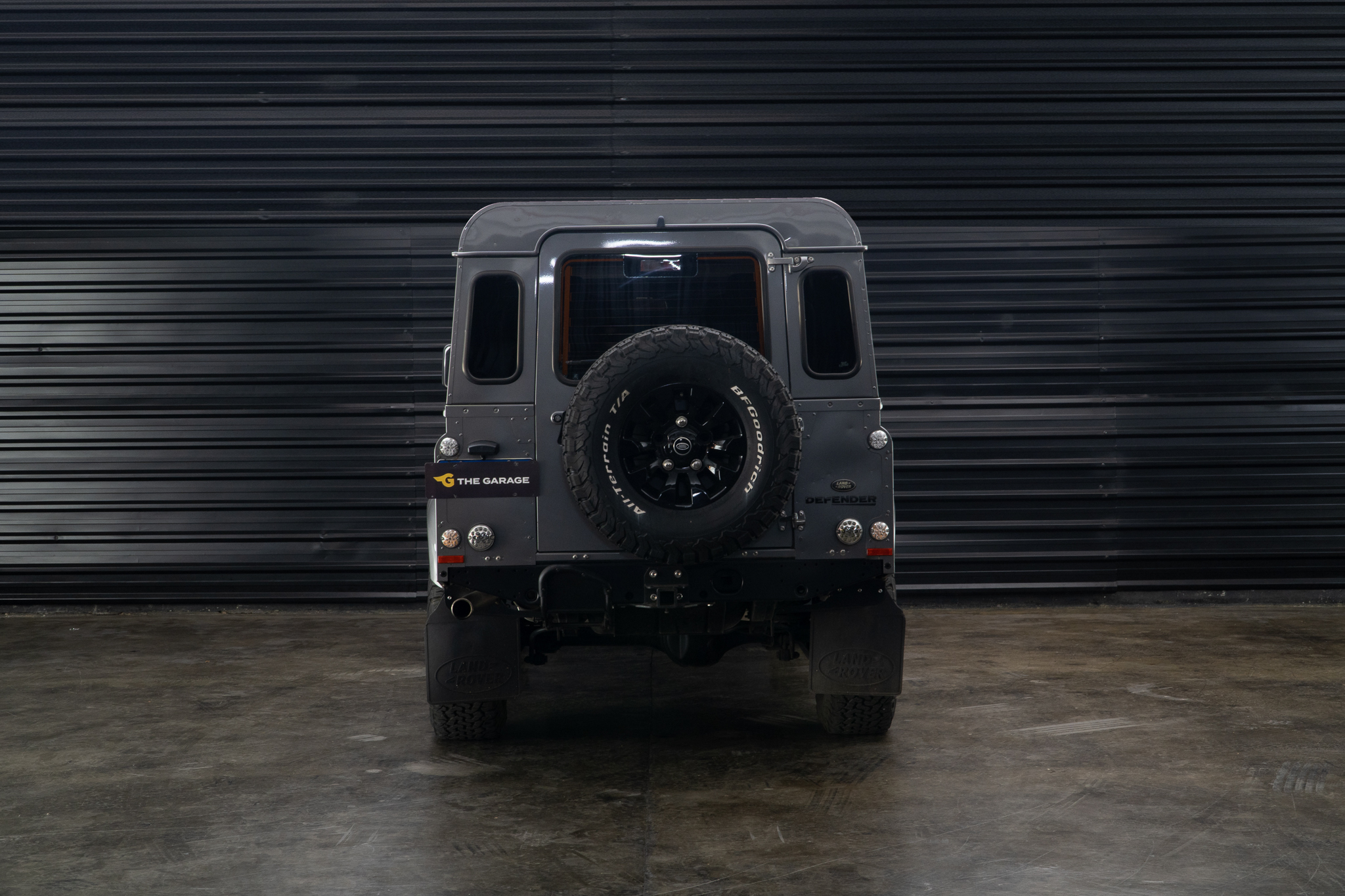 2010 Land Rover defender 110S 2.4 a venda The garage