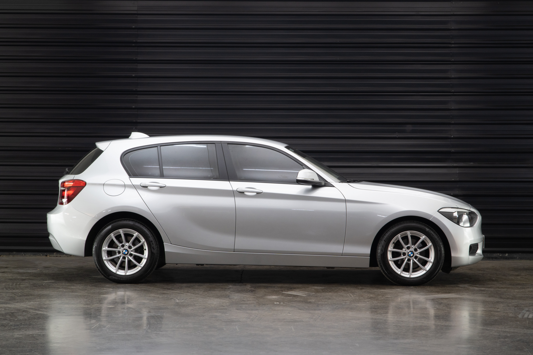 2014 BMW 116i a venda the garage for sale