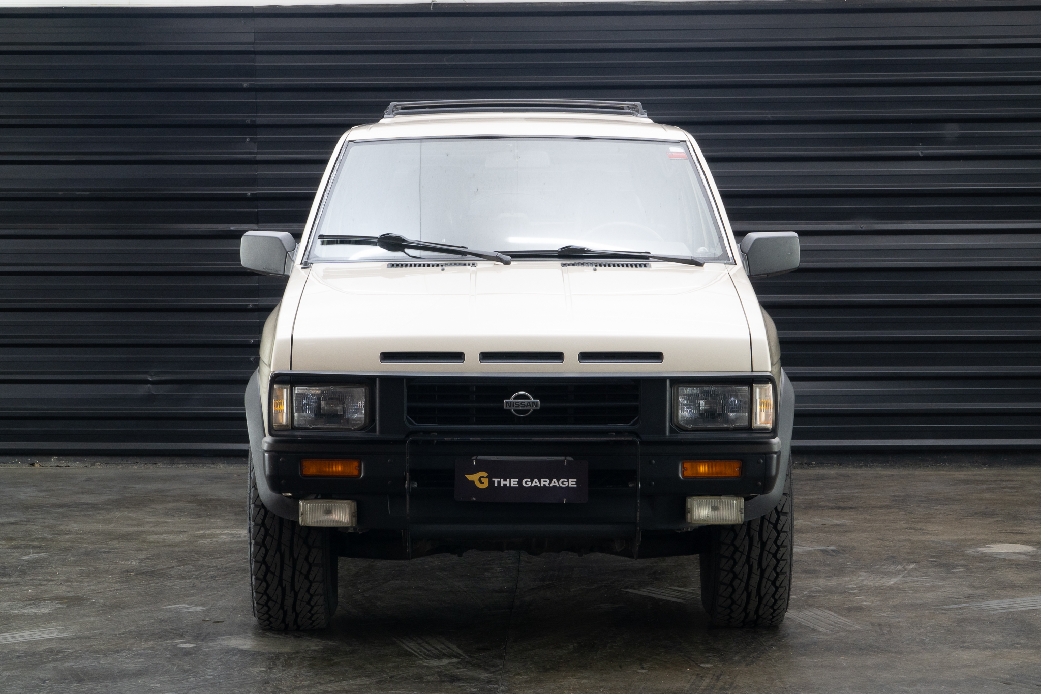 1992 Nissan Pathfinder XE-V6 venda the garage for sale