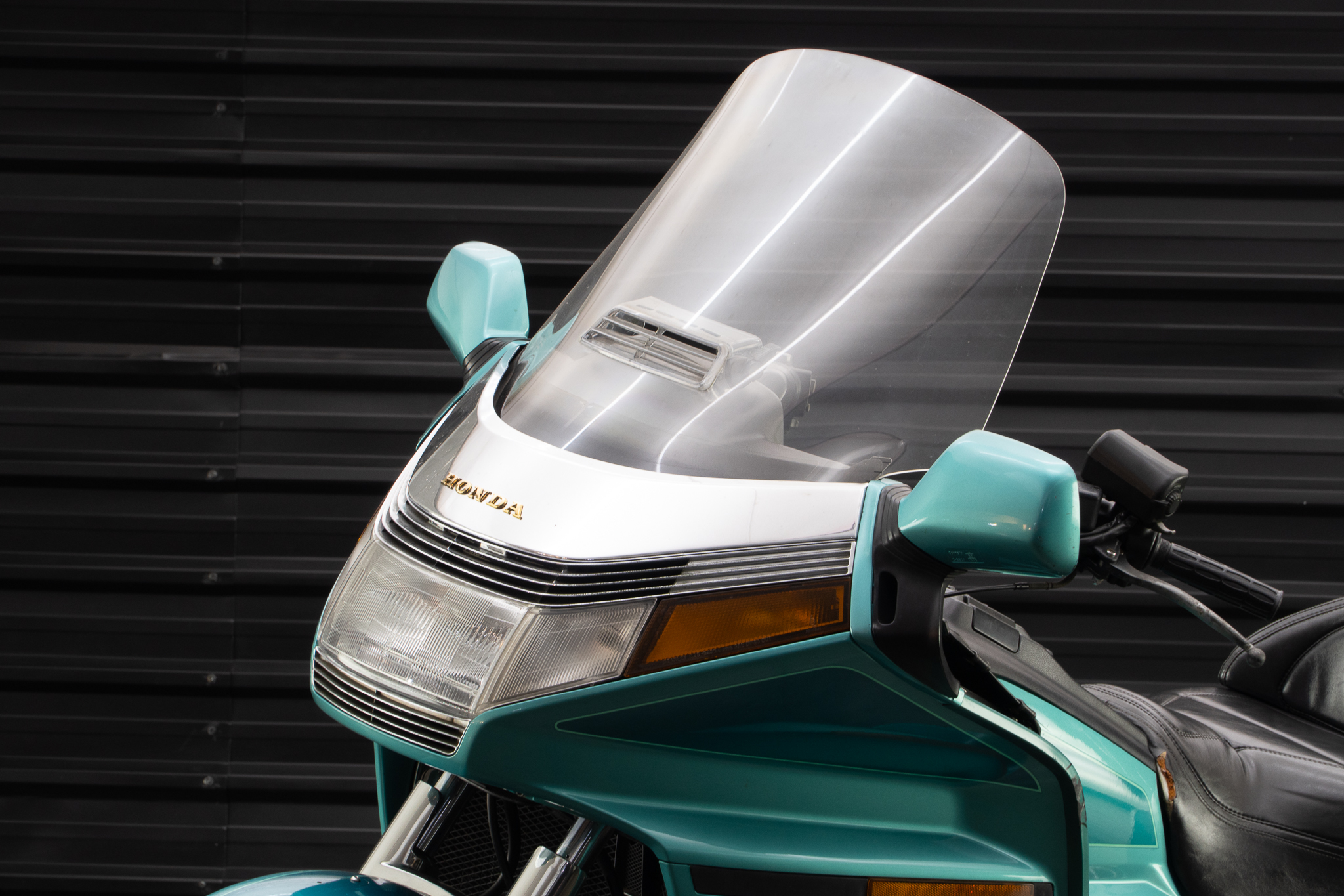 1994 Honda Goldwing venda the garage for sale