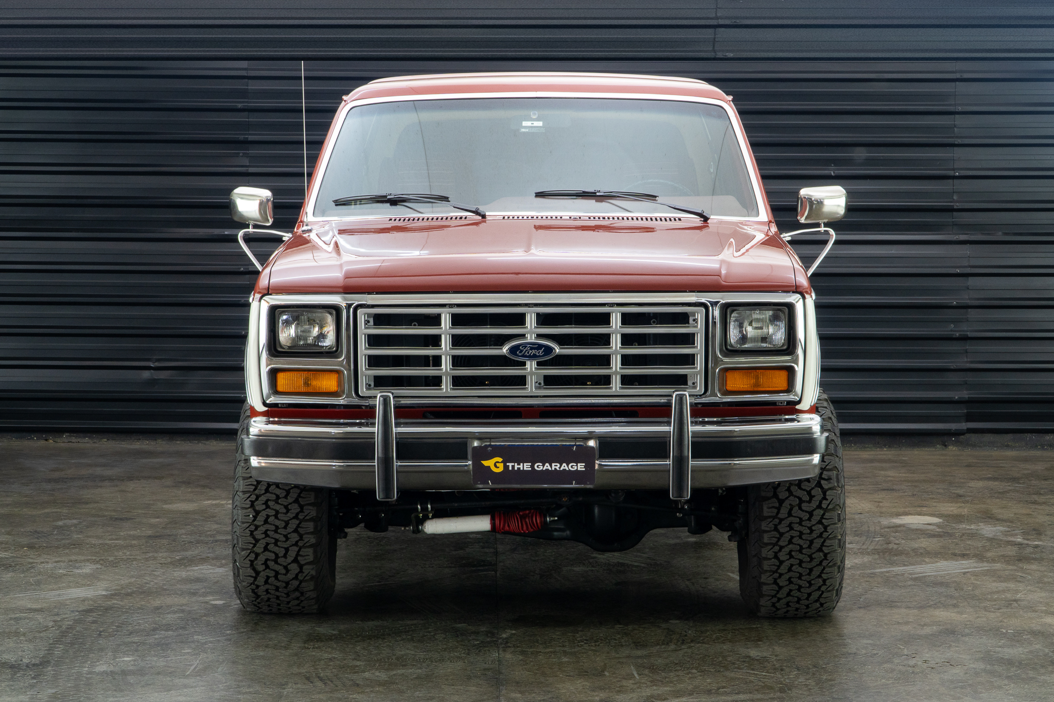 1984 Ford Bronco XLT a venda the garage for sale