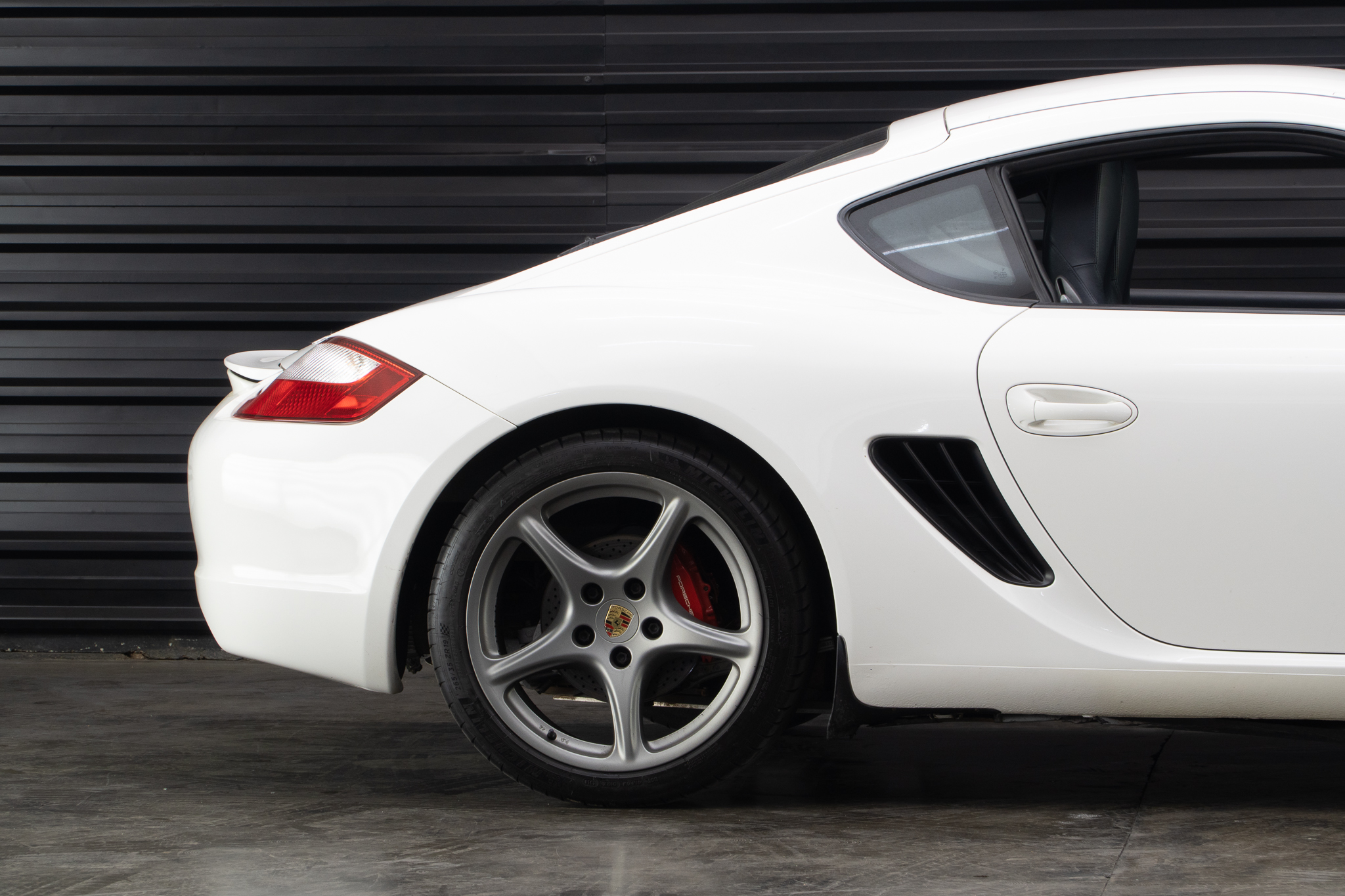 2006 Porsche Cayman S manual (987) a venda the garage for sale