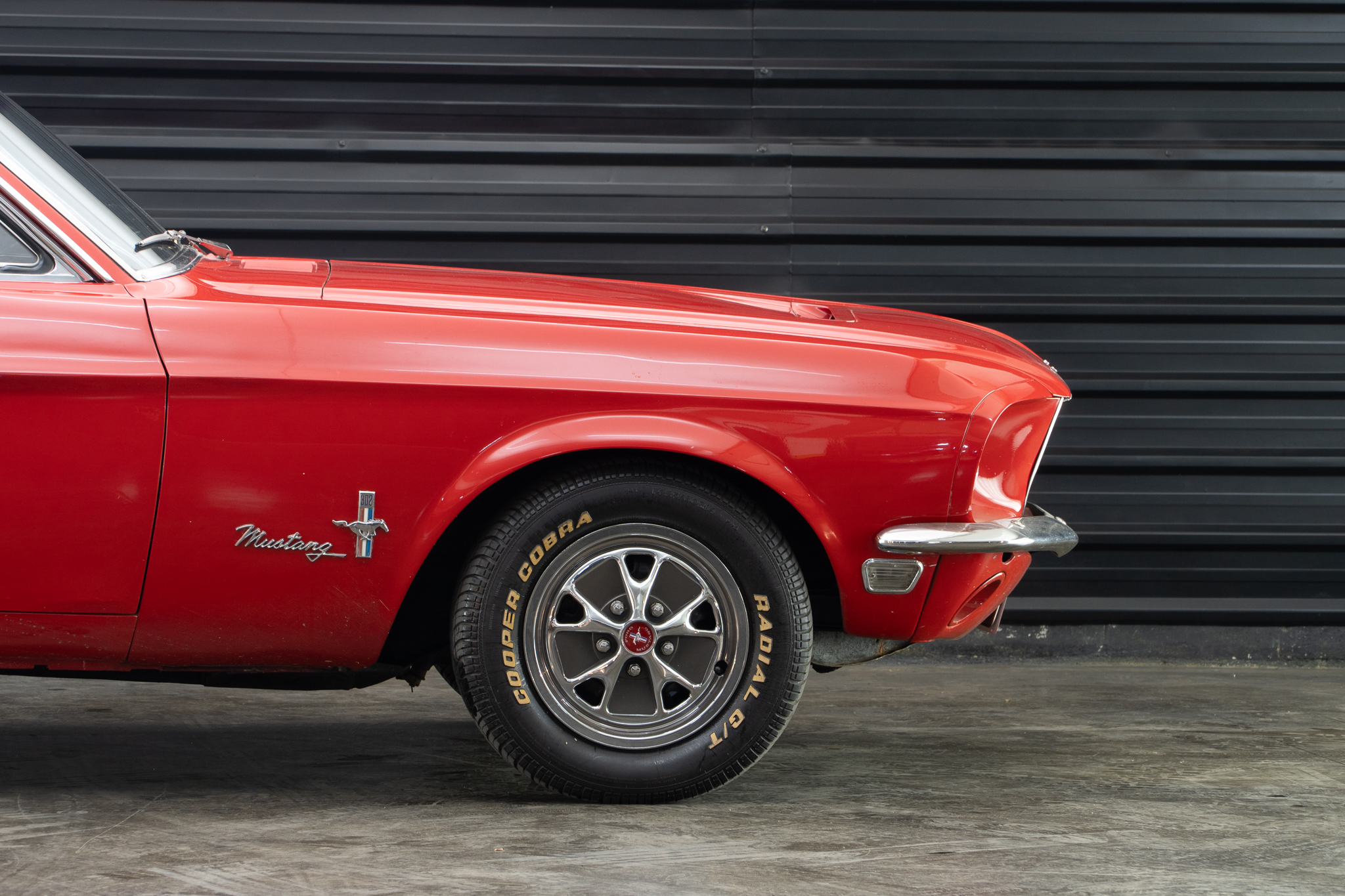 1968 Ford Mustang Hardtop a venda the garage for sale