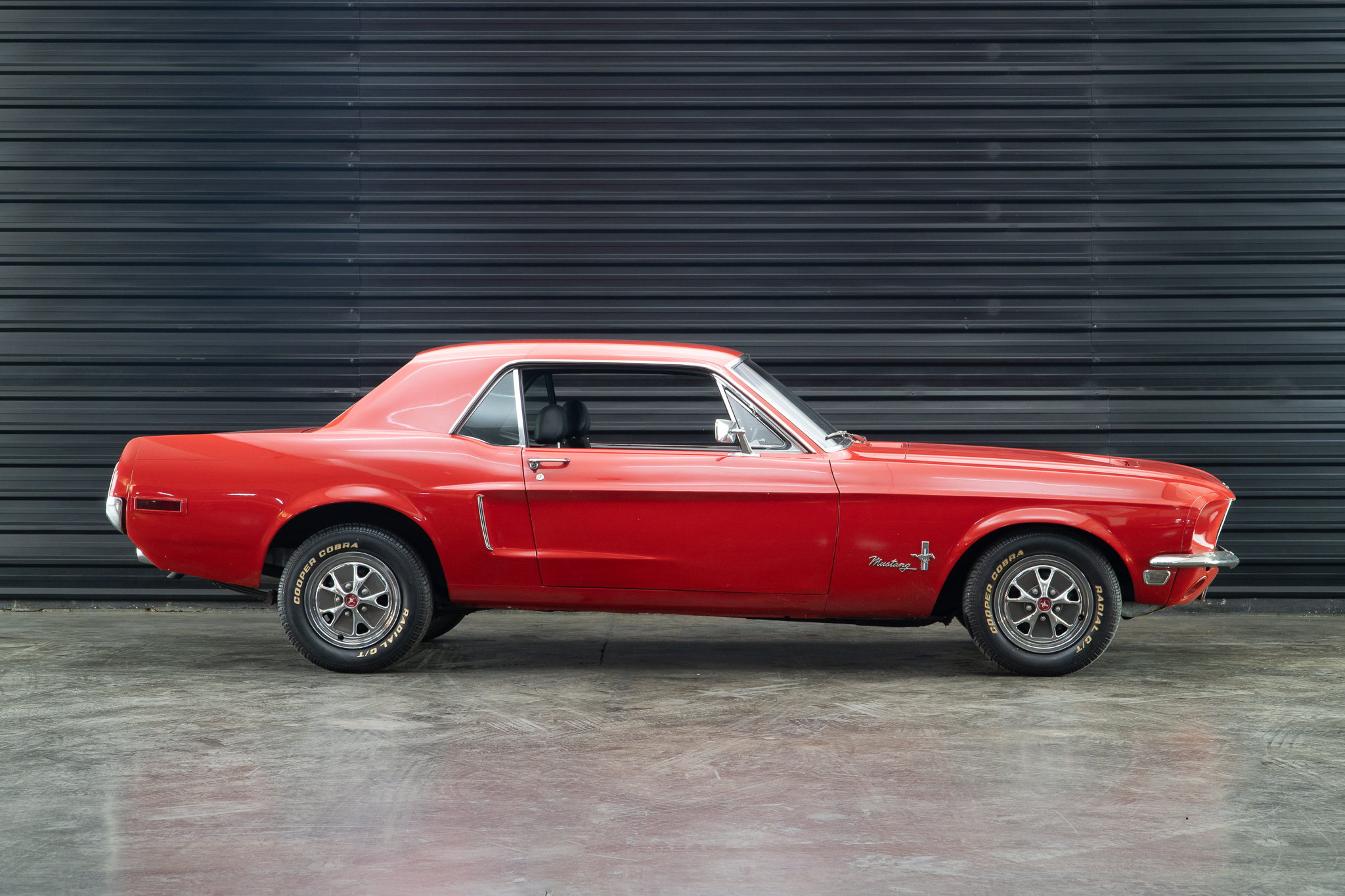 1968 Ford Mustang Hardtop a venda the garage for sale