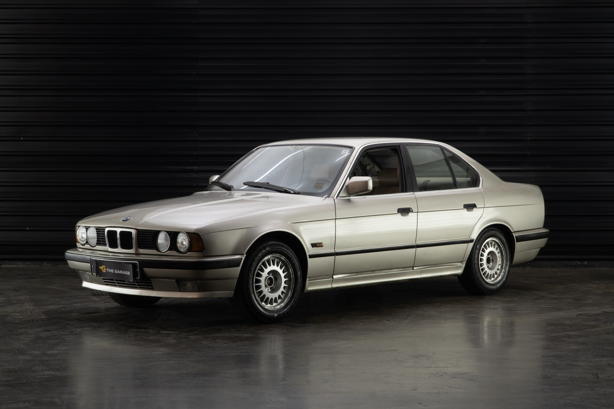 1989 BMW 524 TD a venda the garage for sale