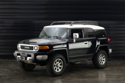 2011 Toyota FJ Cruiser a venda the garage for sale