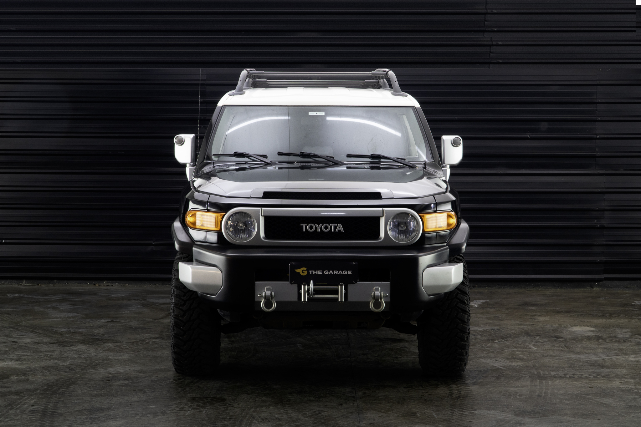 2011 Toyota FJ Cruiser a venda the garage for sale