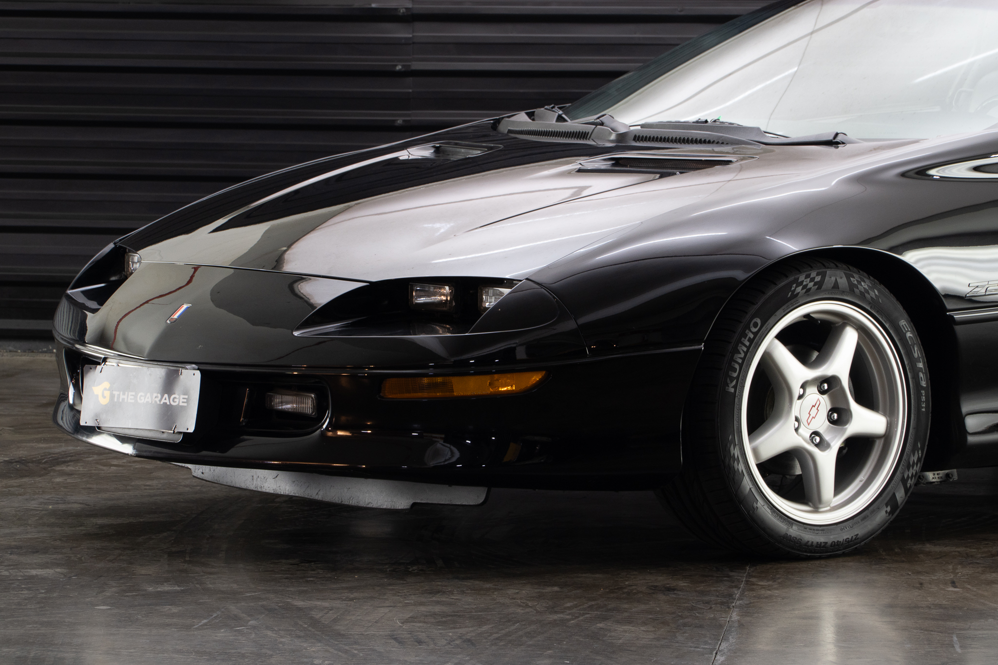 1995 Chevrolet Camaro Z28 a venda the garage for sale