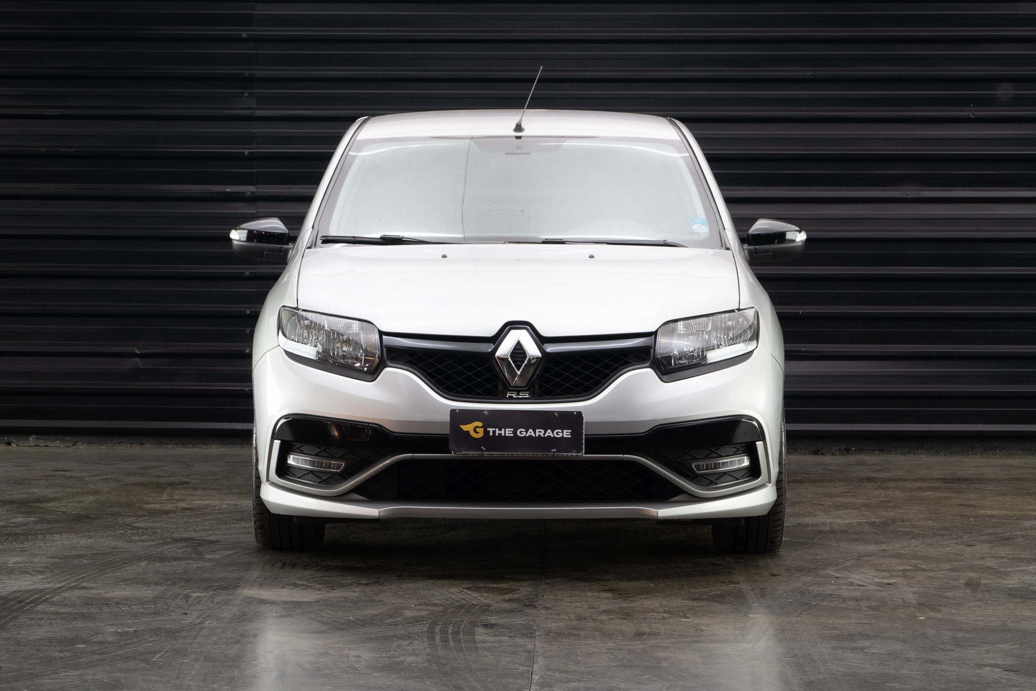 2020 RENAULT SANDERO RS 2.0 a venda the garage for sale