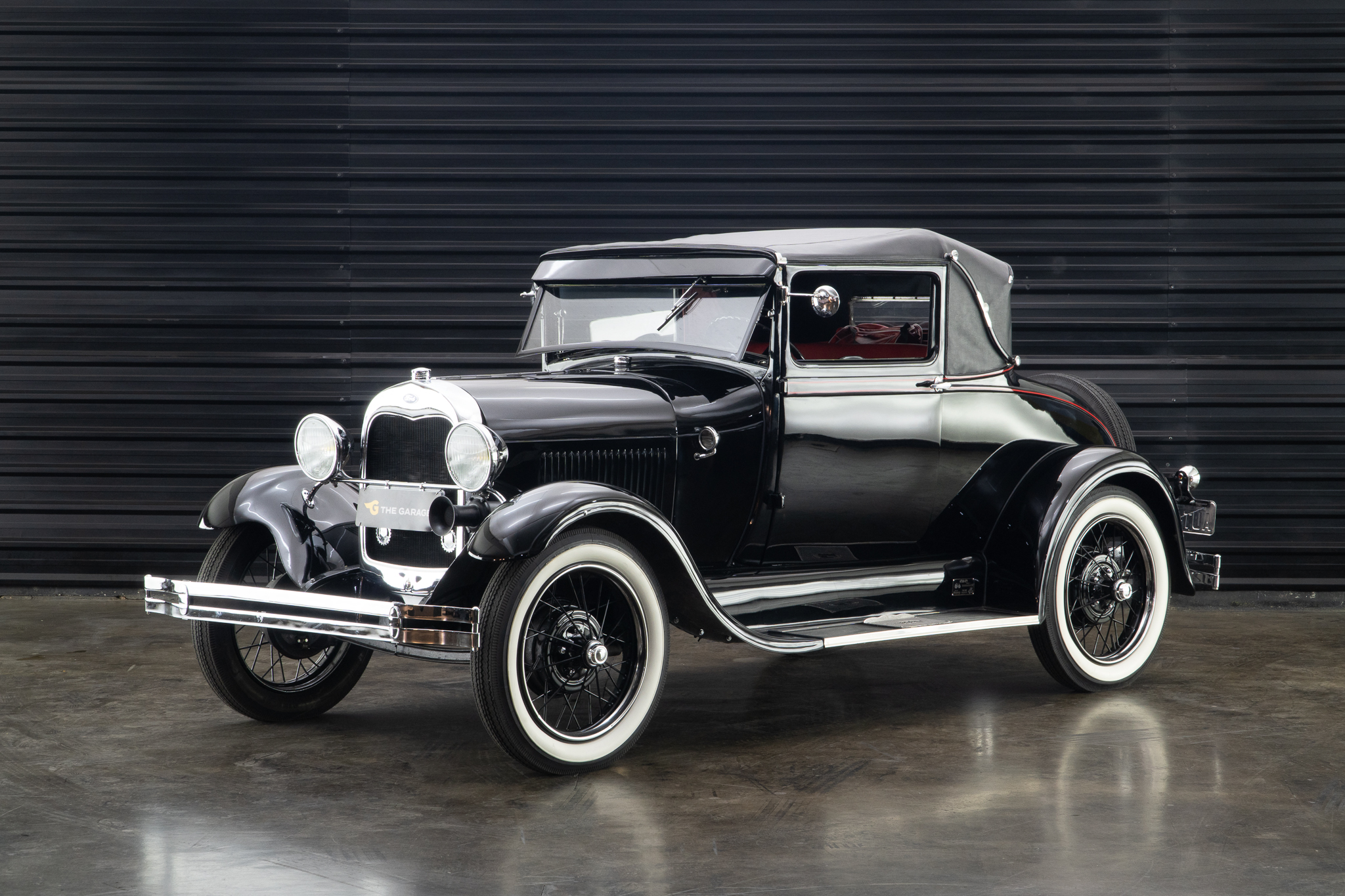 1929 Ford Roadster a venda for sale the garage