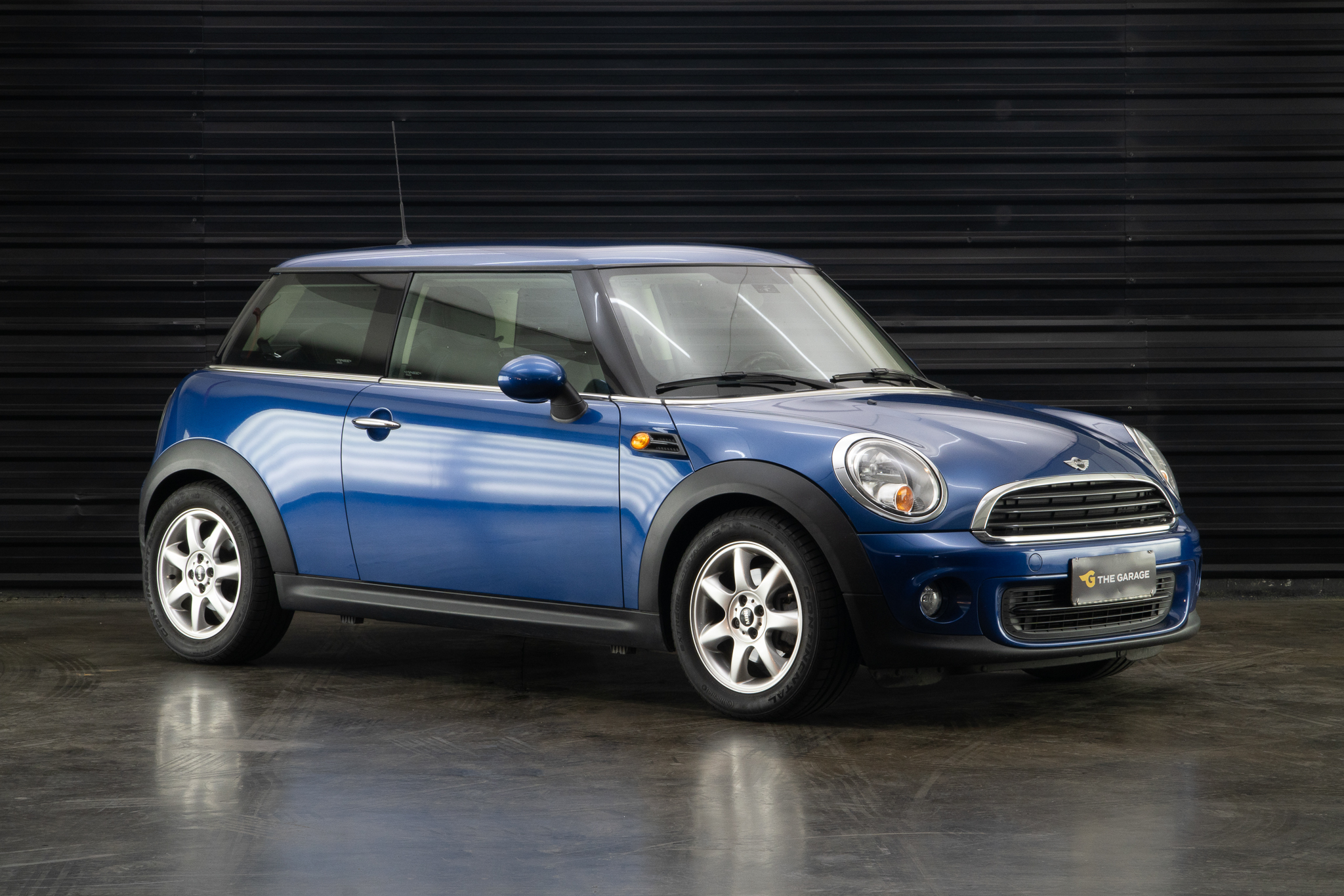 2013 Mini Cooper One a venda for sale the garage