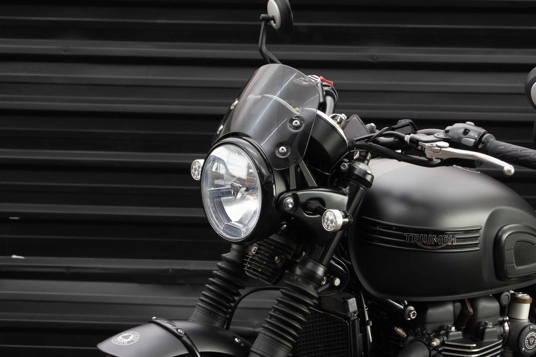 2020 Triumph Bonneville T120 Ace Café a venda the garage for sale