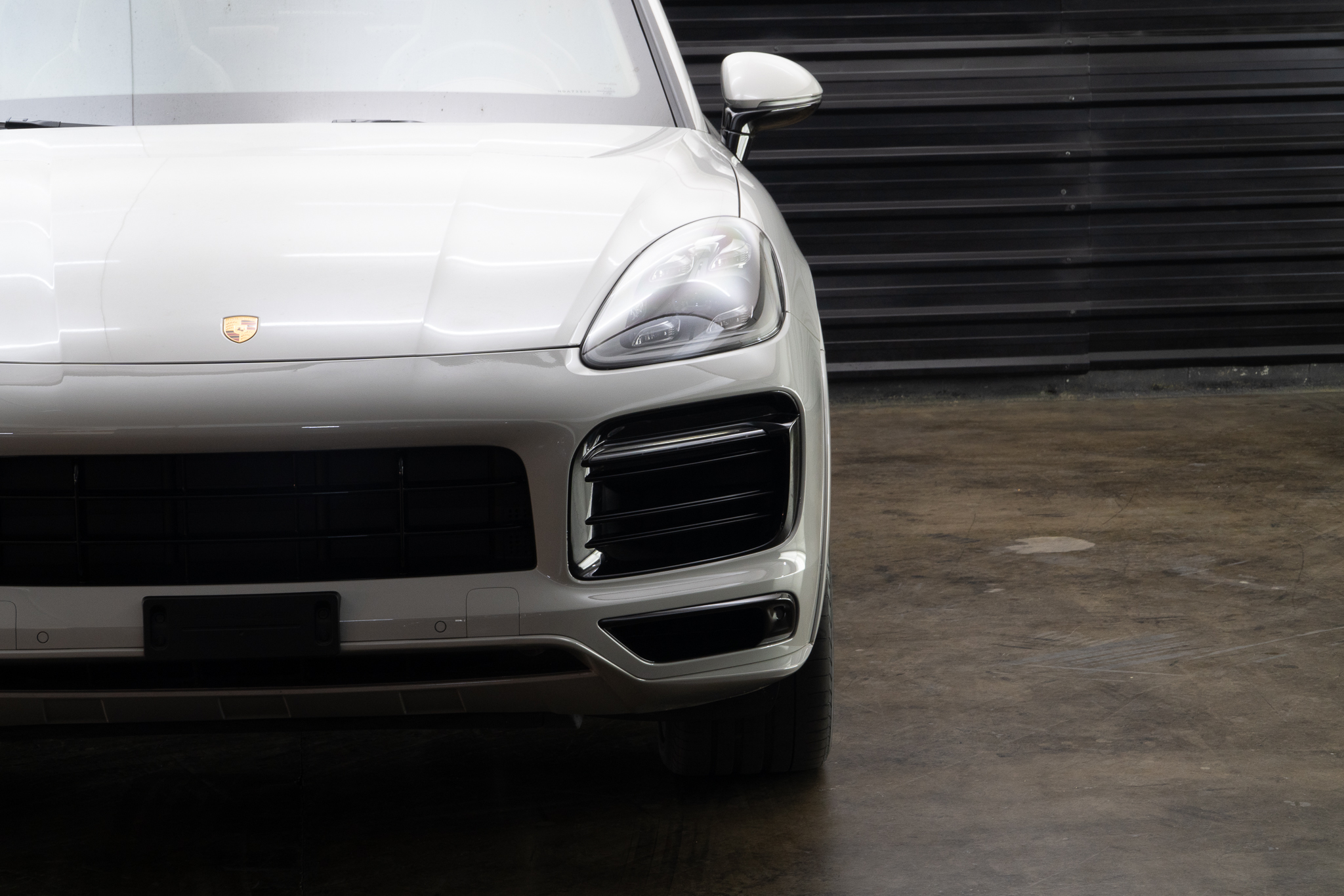 2023 Porsche Cayenne 3.0 V6 E-HYBRID Coupé a venda for sale the garage