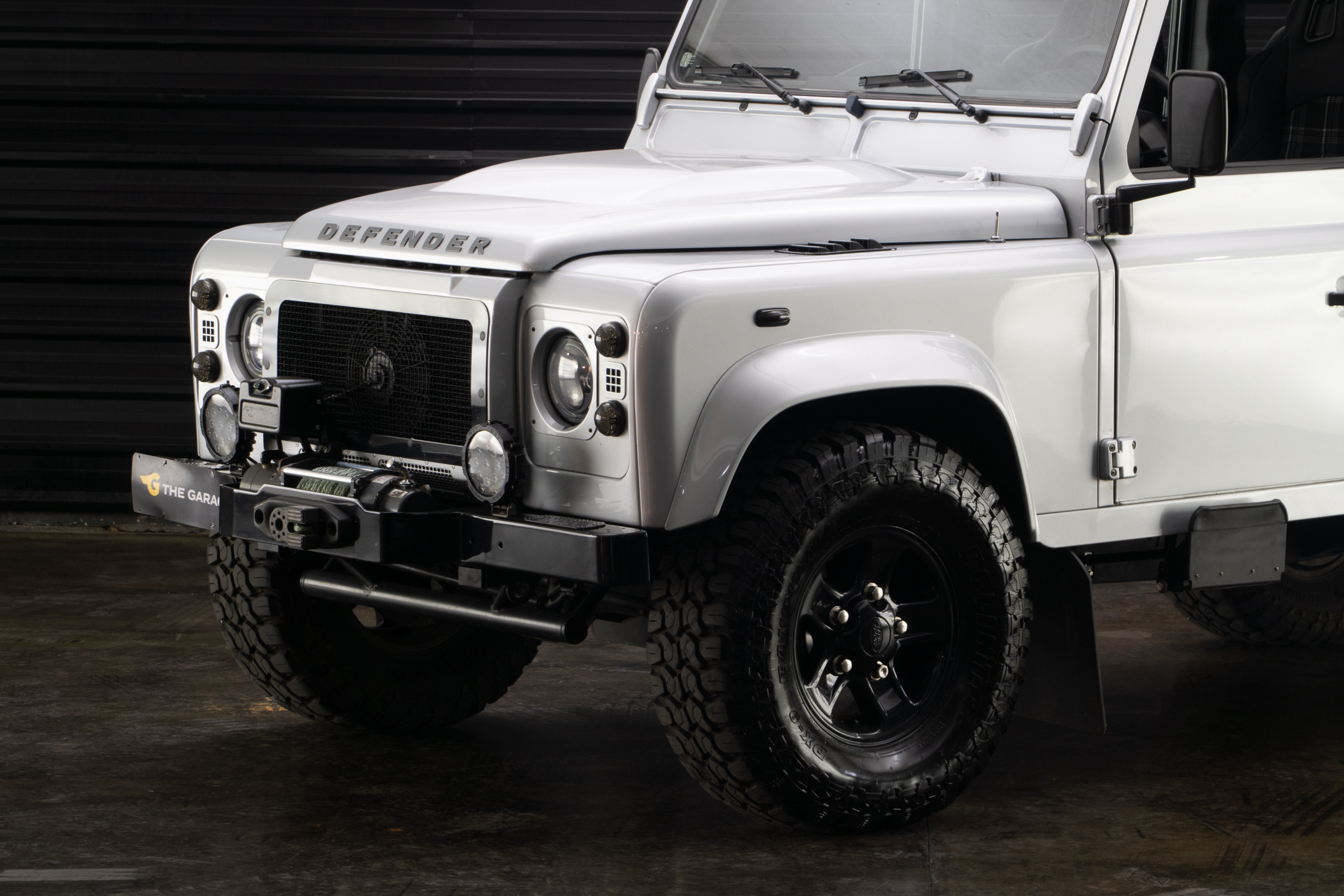 2009 Land Rover Defender 110s a venda for sale the garage