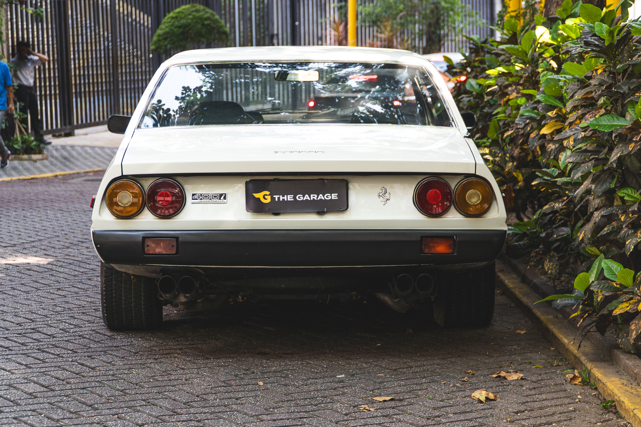 1984 Ferrari 400i GT Coupe a venda for sale the garage