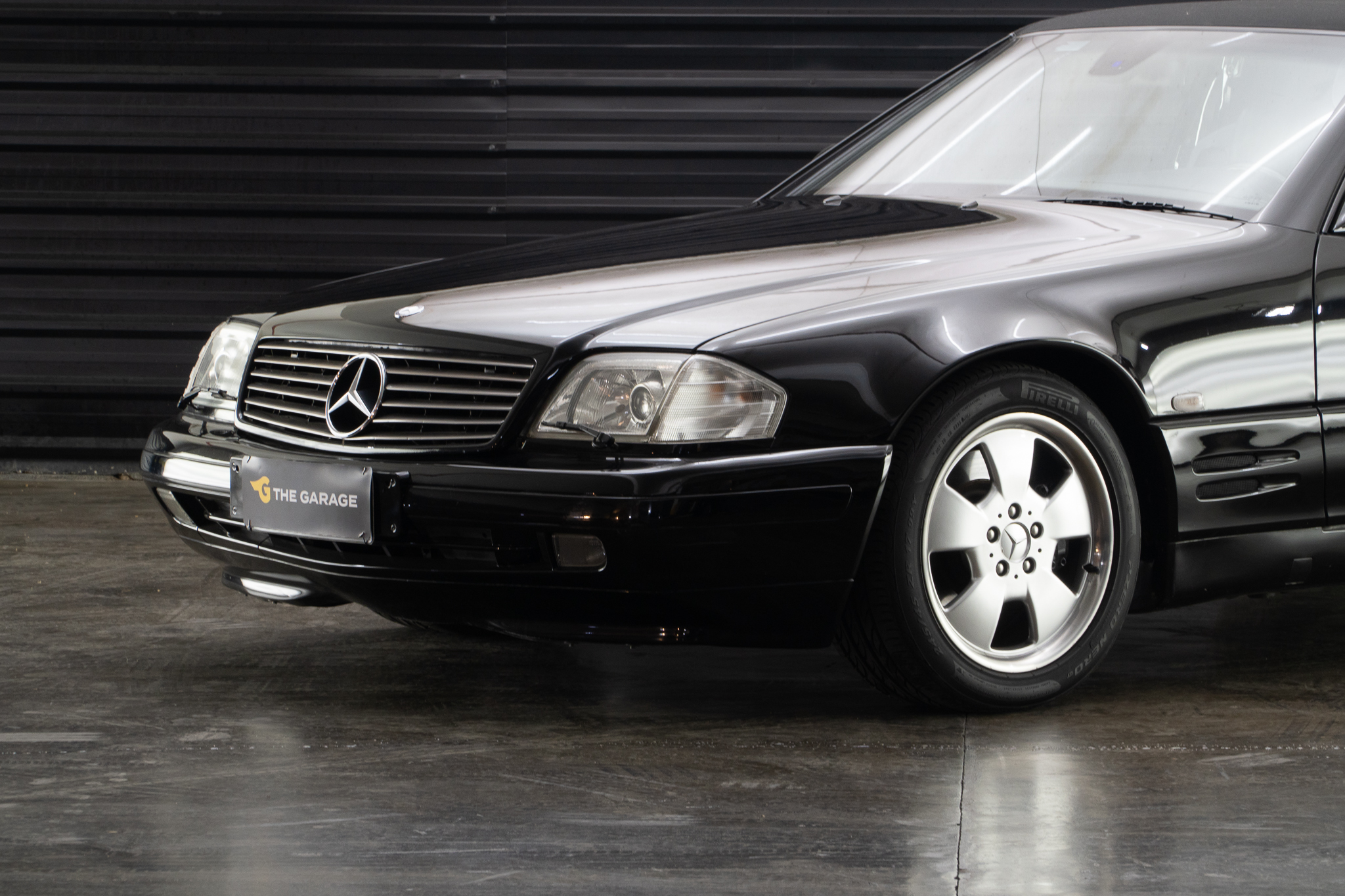 1999 Mercedes-Benz SL500 a venda for sale the garage