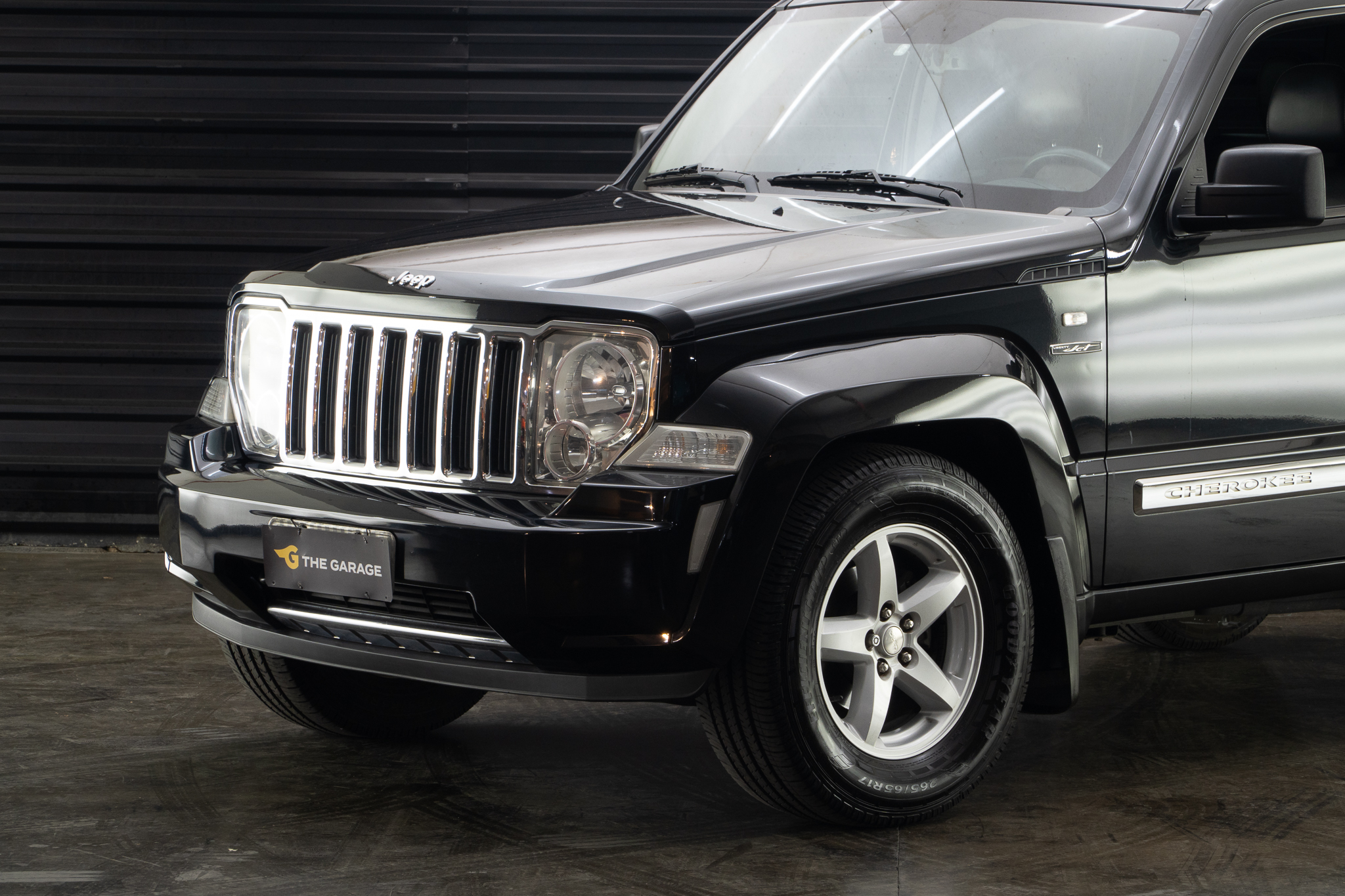 2012 JEEP CHEROKEE LTD 3.7 a venda for sale the garage