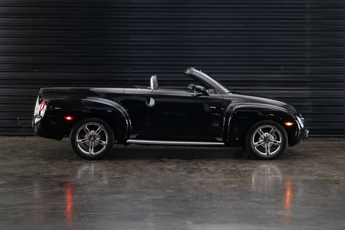 2006 Chevrolet ssr a venda for sale the garage