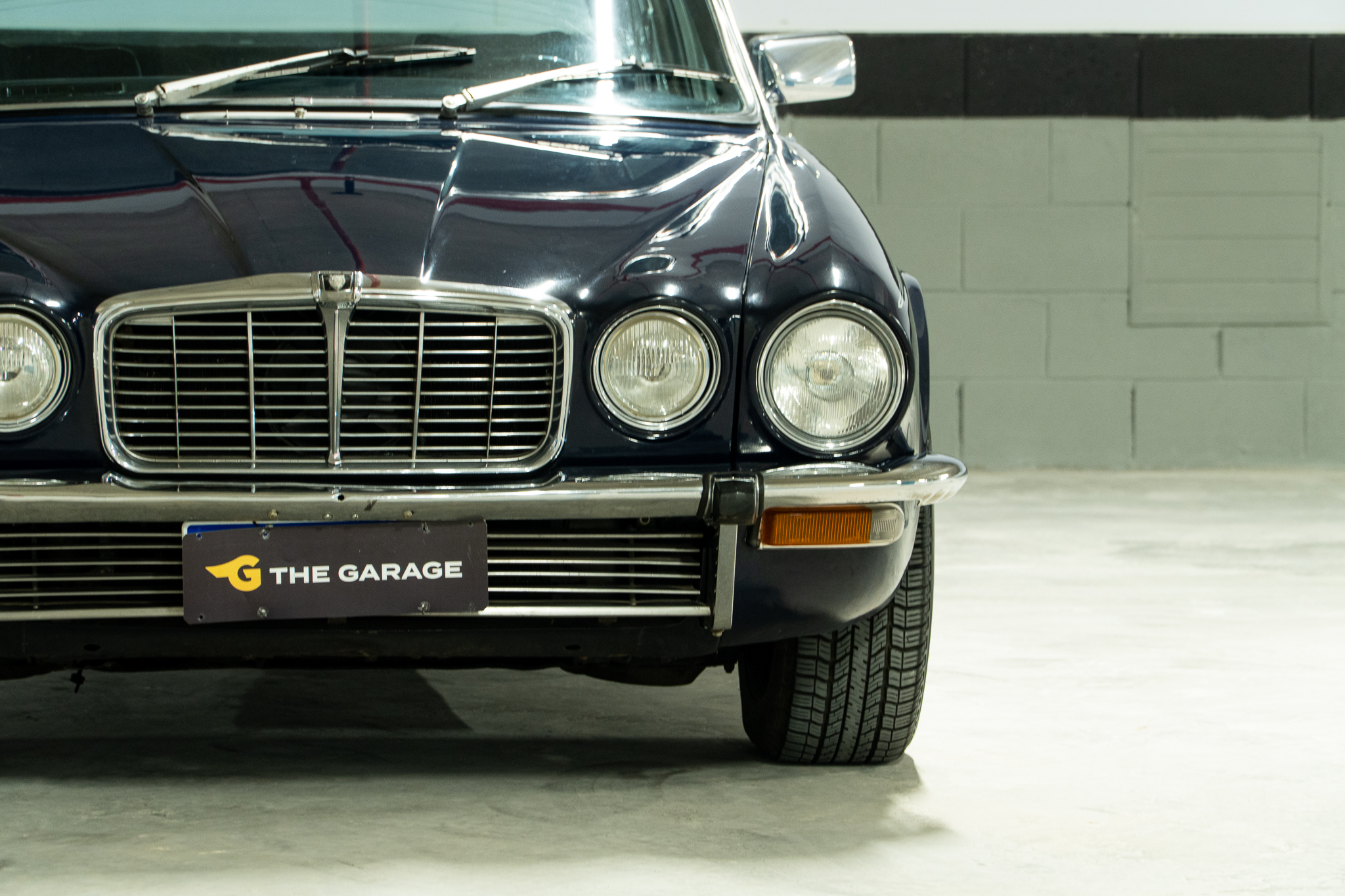 1975 Jaguar XJ6 4.2