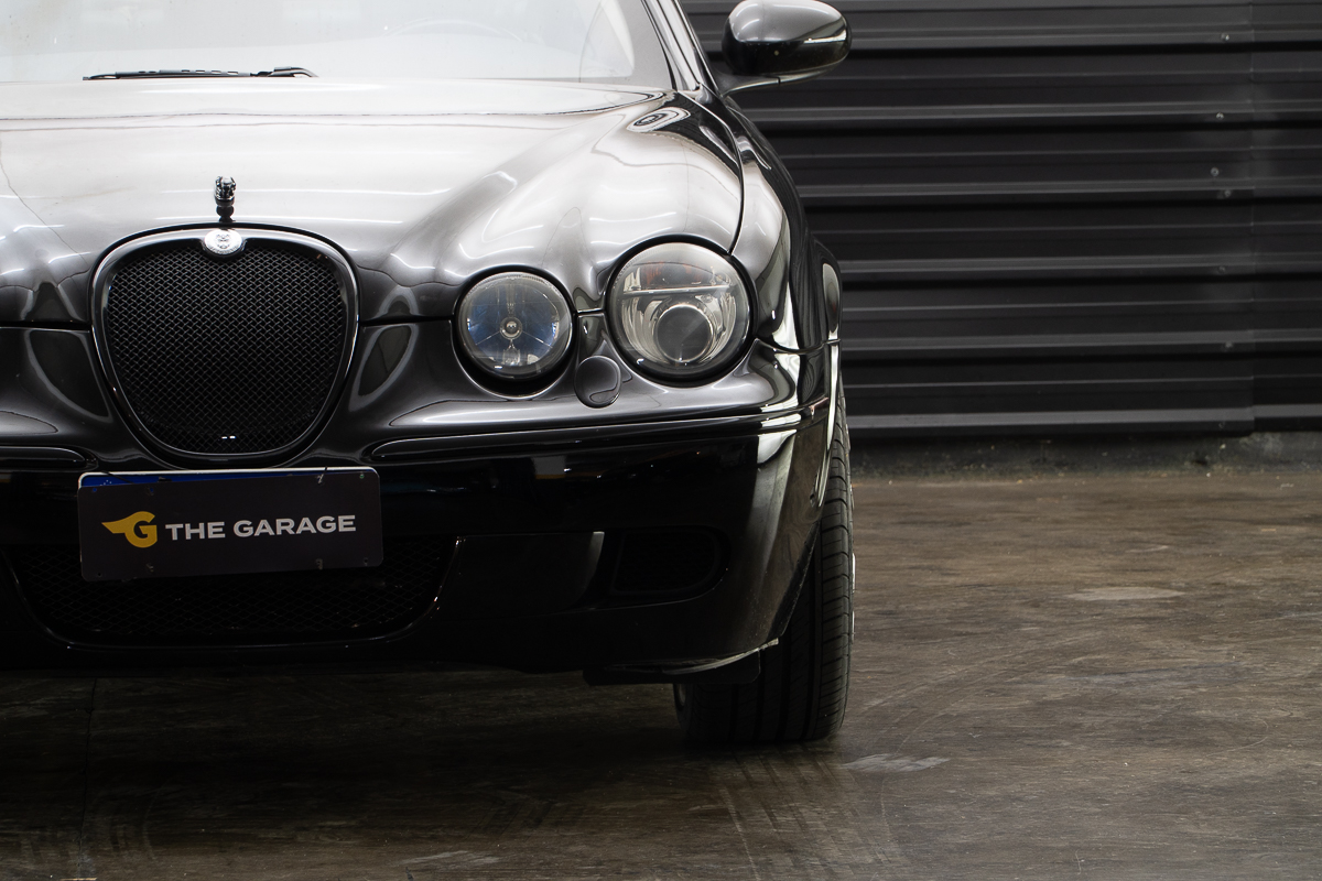 2005 Jaguar S-Type R a venda for sale the garage (19 of 25)2005 Jaguar S-Type R a venda for sale the garage (19 of 25)