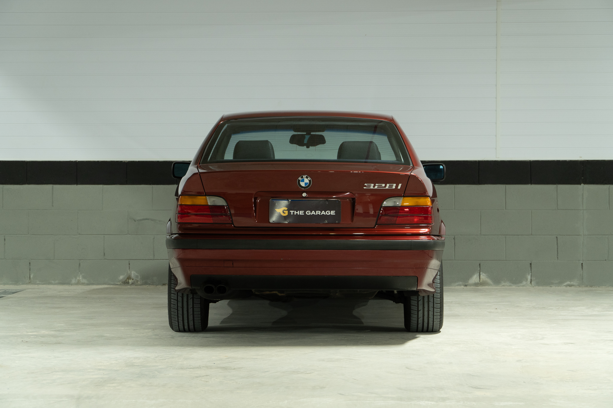 1996 BMW 328i traseira 