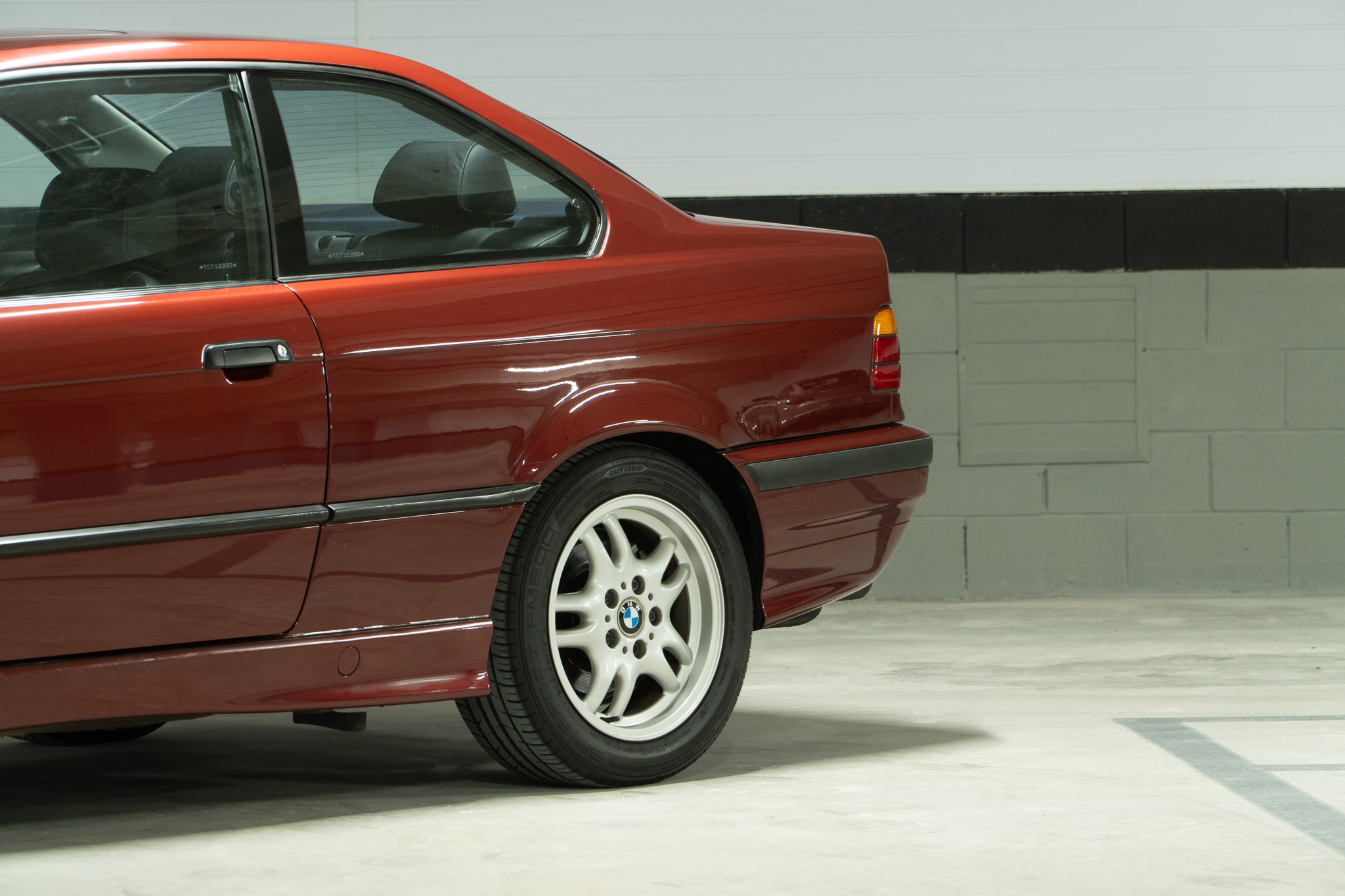 1996 BMW 328i lateral