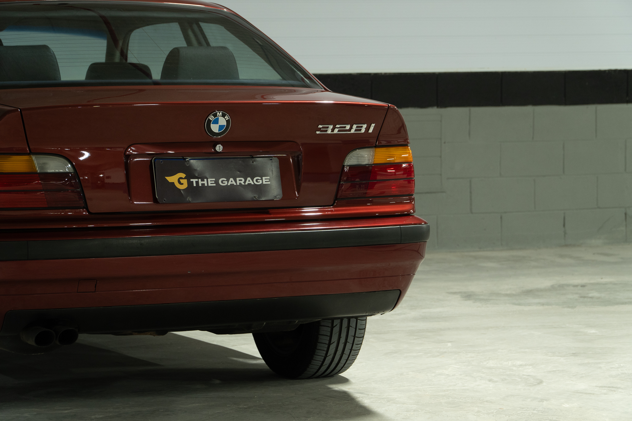 1996 BMW 328i traseira