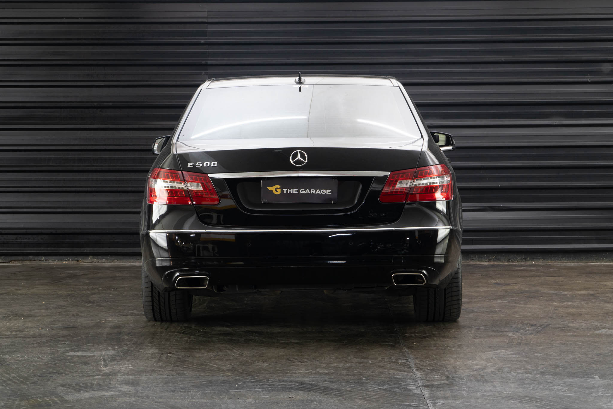 2010-Mercedes-Benz-E500-Avantgarde-Executive-venda-the-garage-for-sale--25