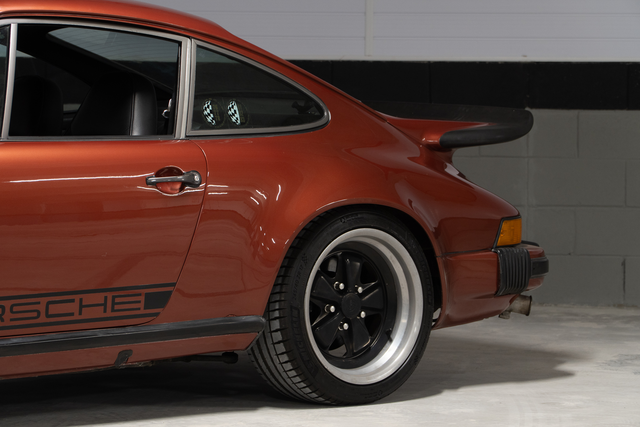 1977-Porsche-911-Carrera-3.0-venda-the-garage-for-sale (18 of 20)