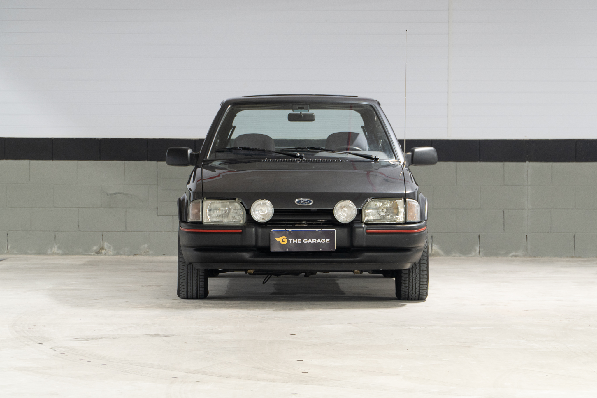 1989-Ford-Escor1989 Ford Escort 1.8 XR3t-1.8-XR3-venda-the-garage-for-sale (1 of 17)