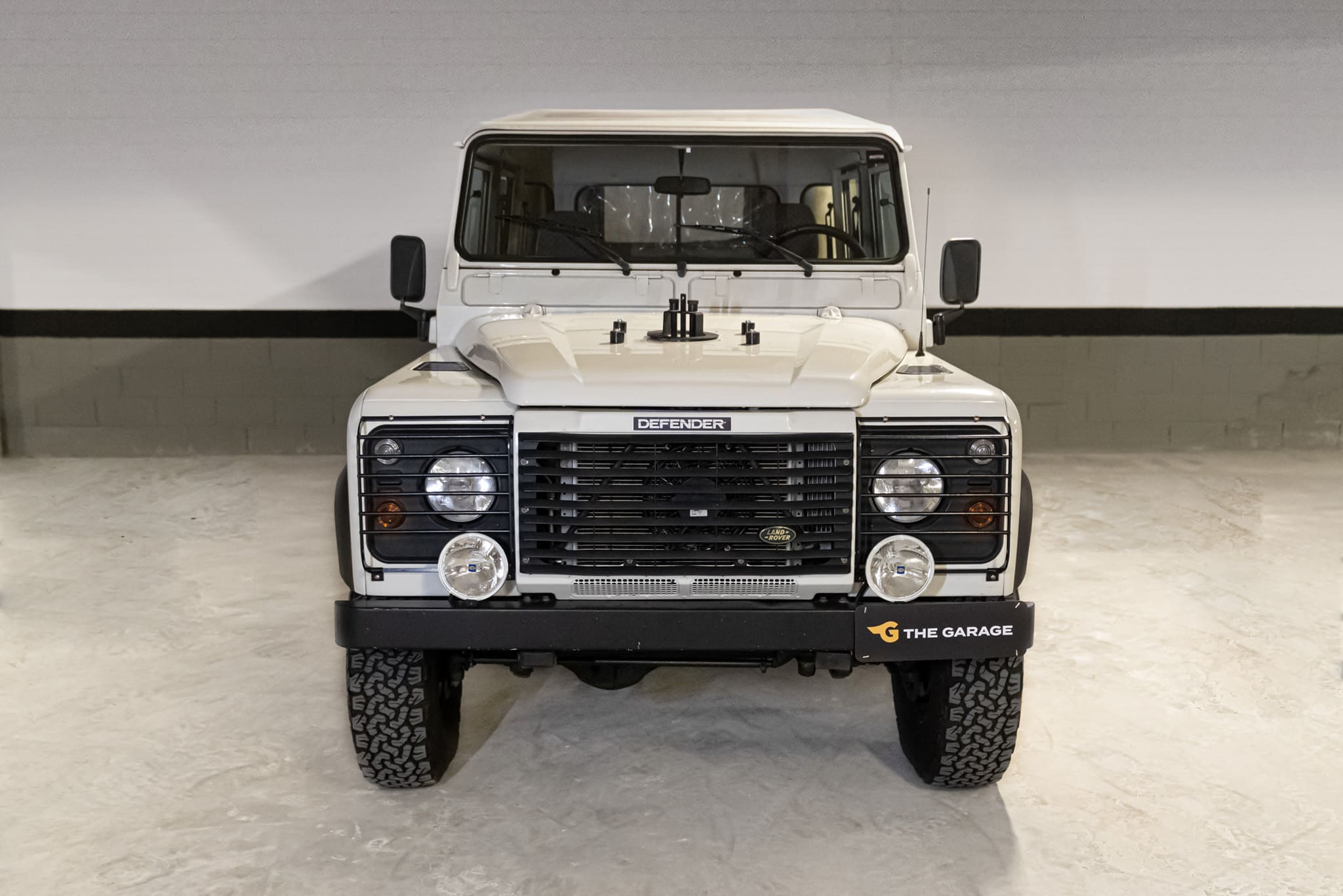 2004 Land Rover Defender 130 Venda Compra The Garage for Sale