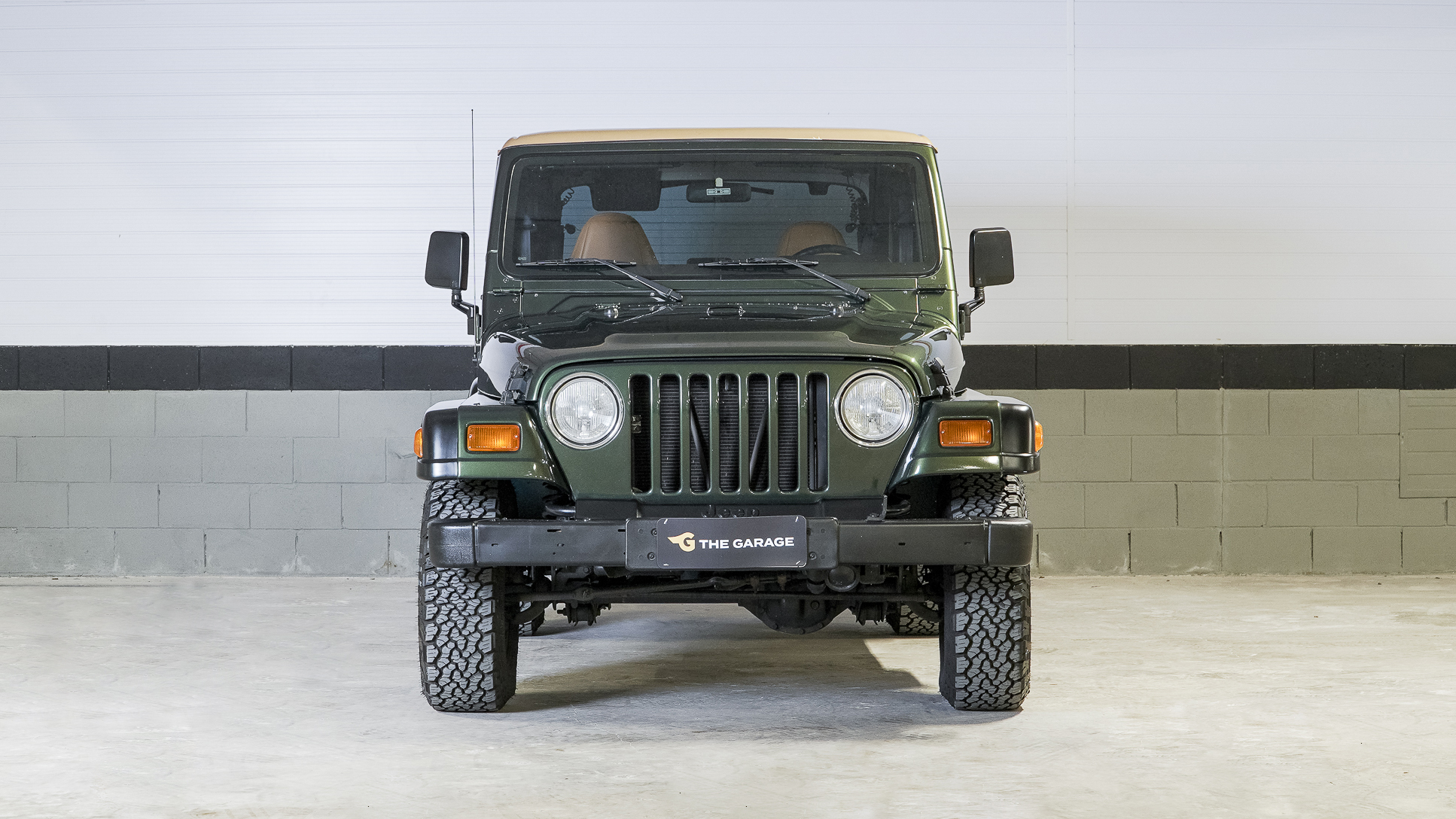 1977 Jeep Wrangler TJ venda compra the garage for sale