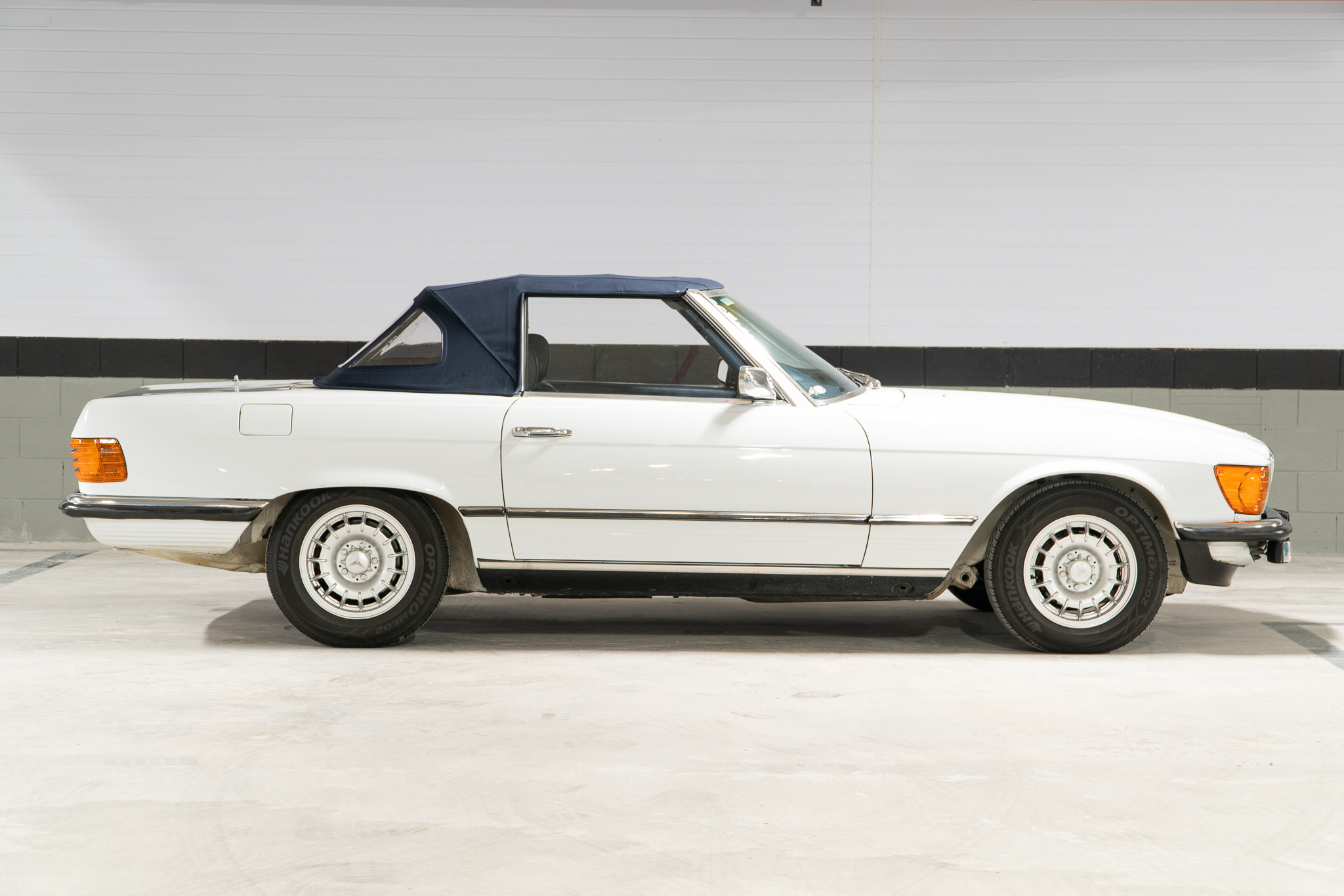 1976 Mercedes-Benz 280SL (R107) Venda Compra The Garage for Sale