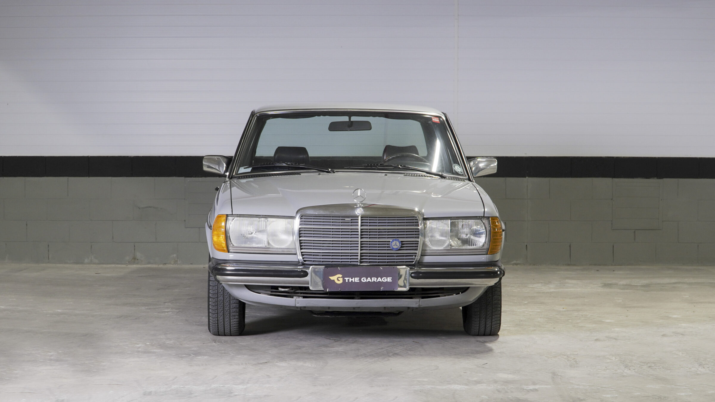 1984 Mercedes-Benz 300D Venda Compra The Garage for Sale