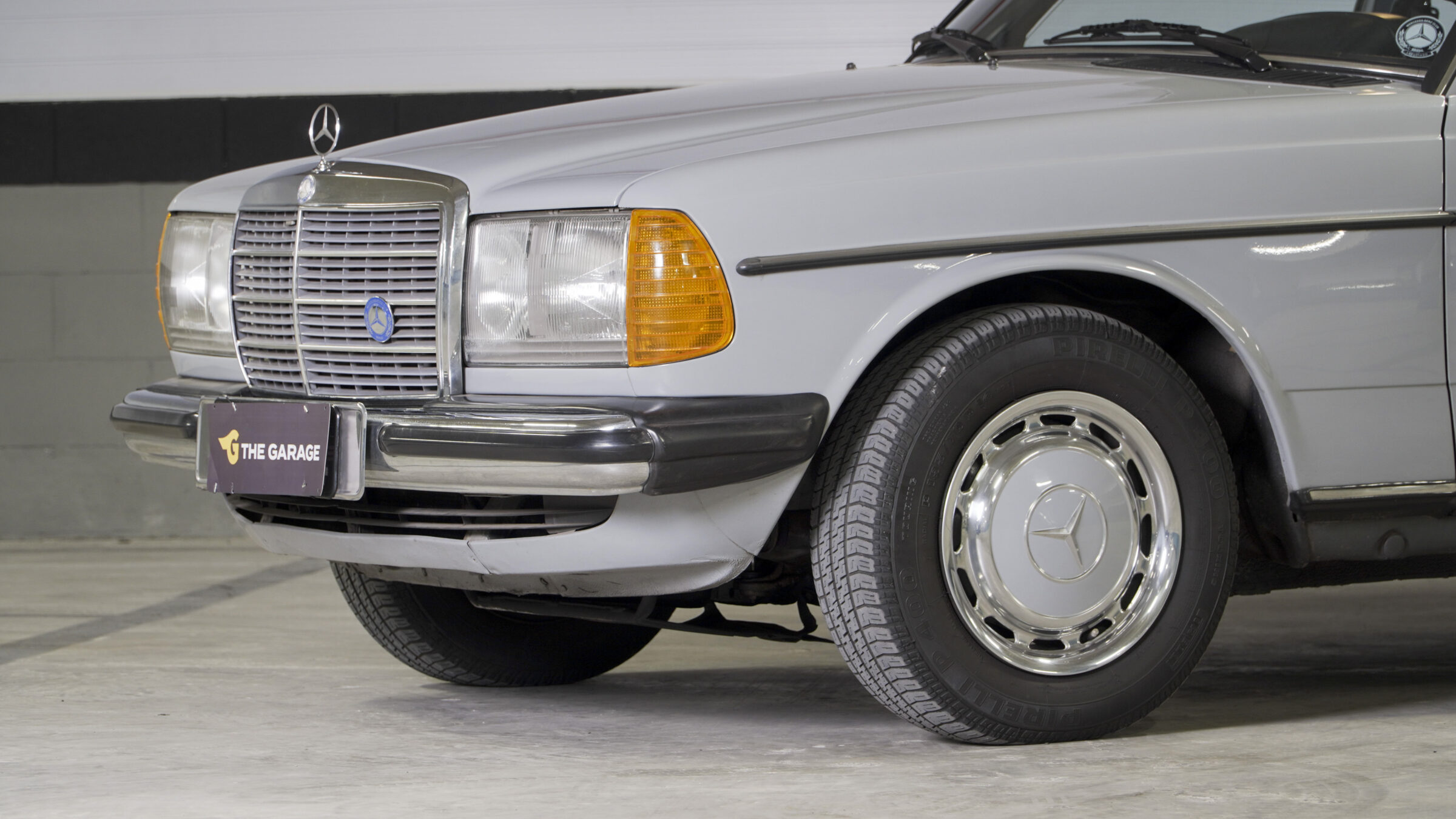 1984 Mercedes-Benz 300D Venda Compra The Garage for Sale