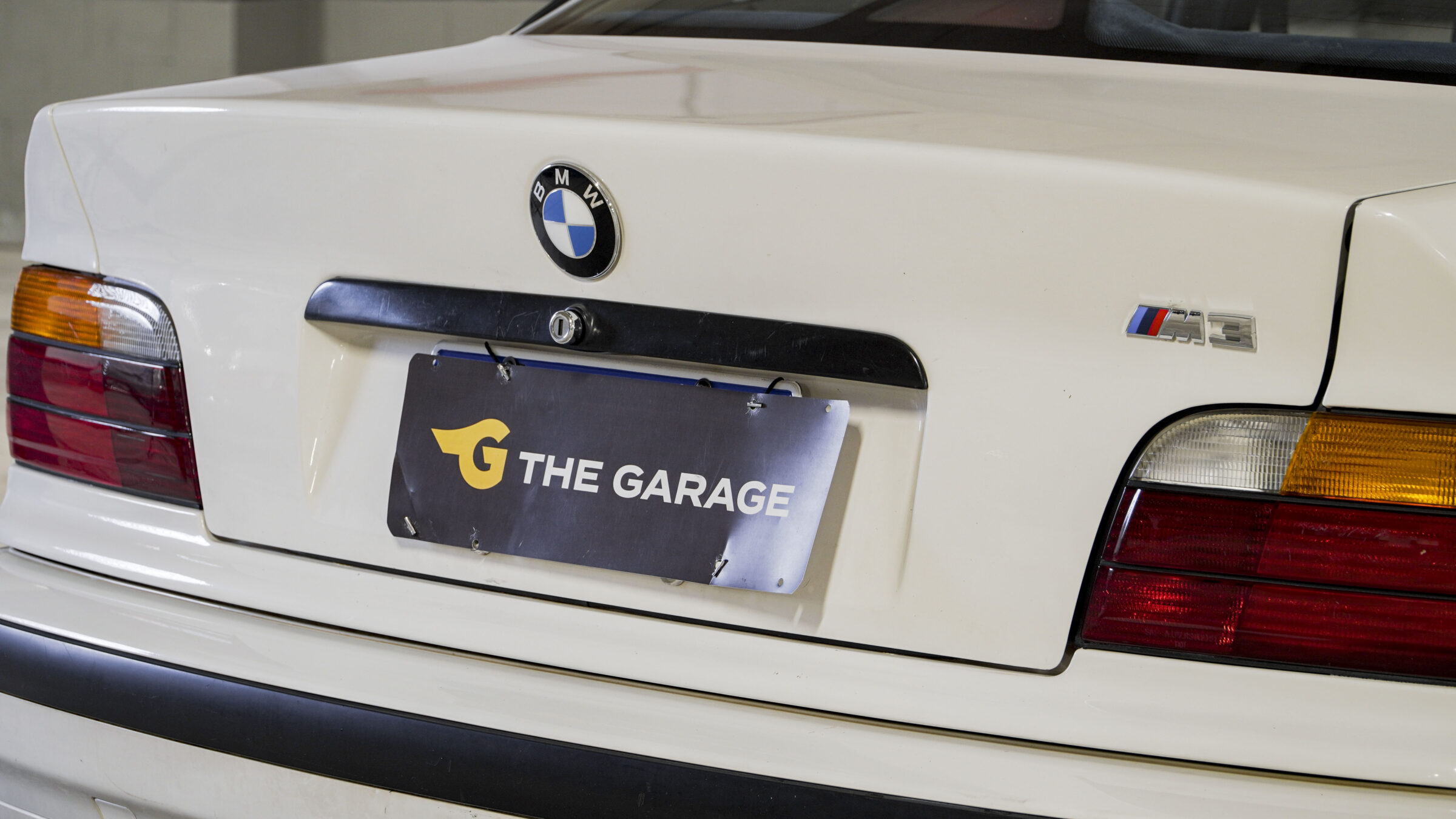 1992 BMW 325i Coupe Venda Compra The Garage For Sale