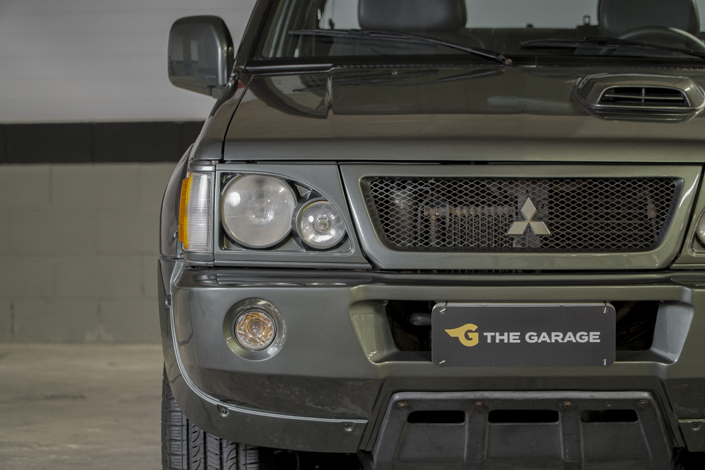 2002 Mitsubishi L200 Venda Compra The Garage for Sale