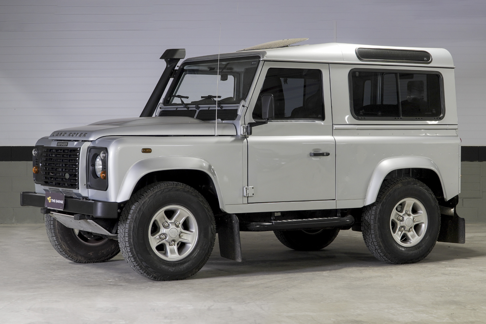 2011 Land Rover Defender 90 S venda compra the garage for sale