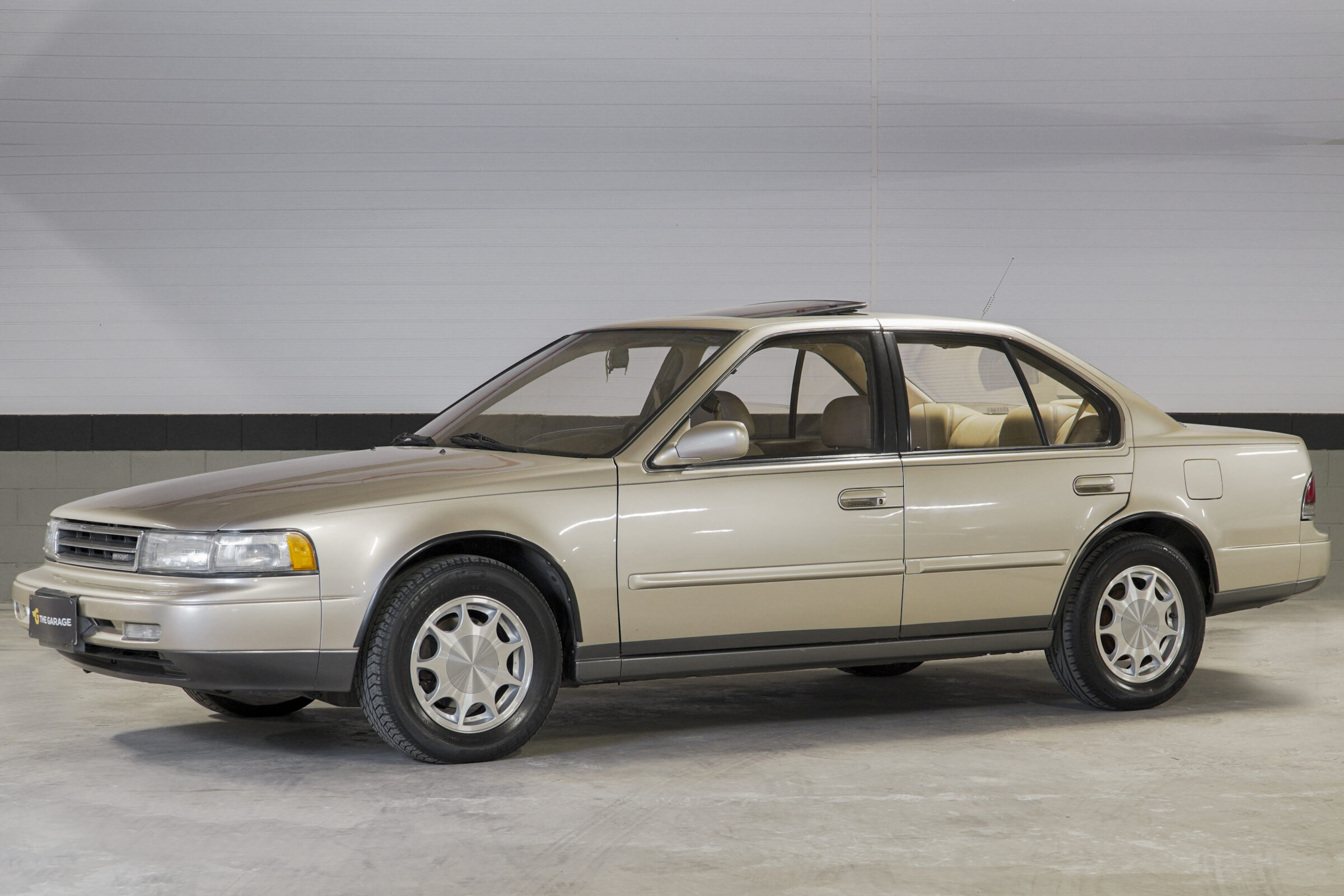 1991 Nissan Maxima GXE Venda Compra The Garage for Sale