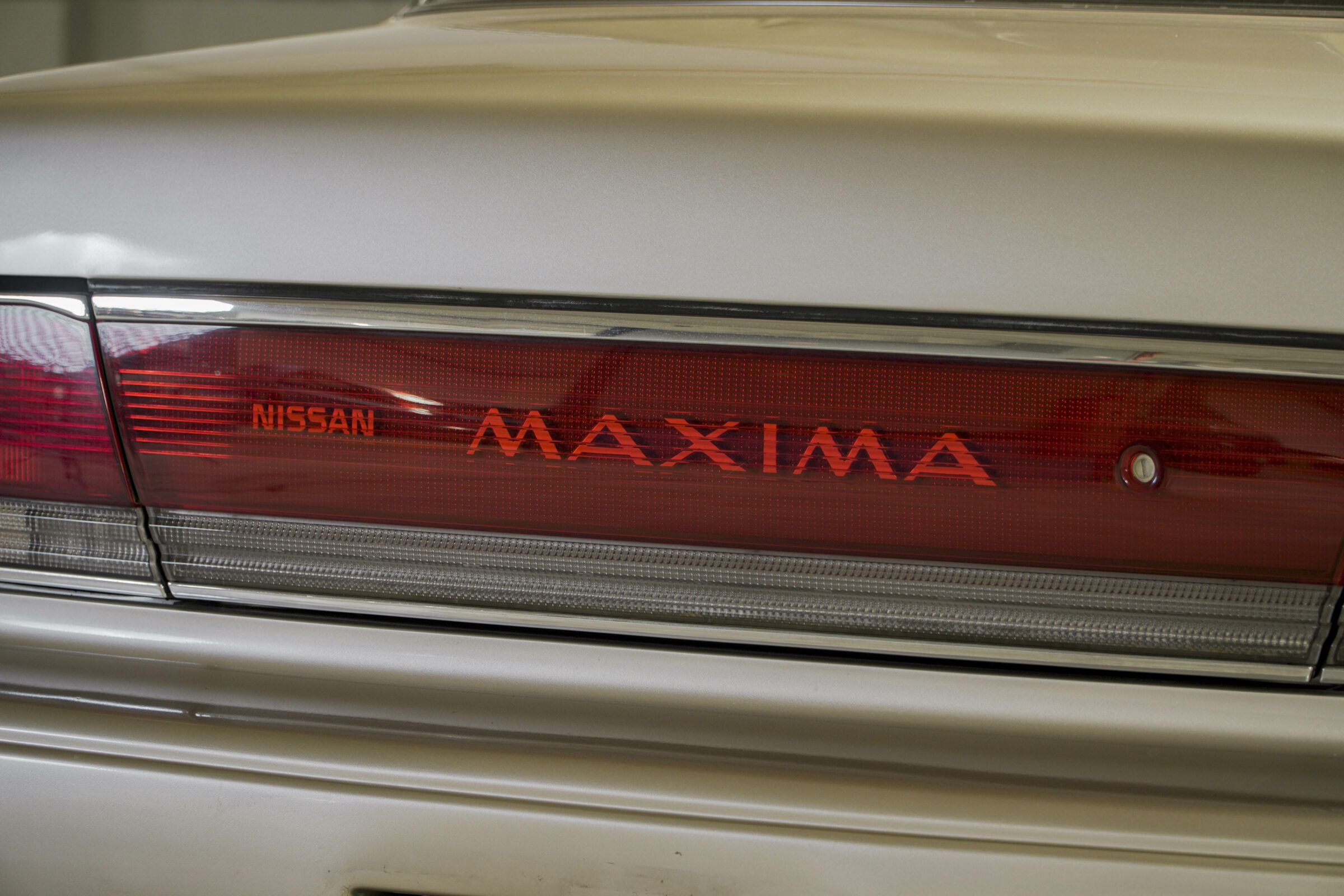 1991 Nissan Maxima GXE Venda Compra The Garage for Sale