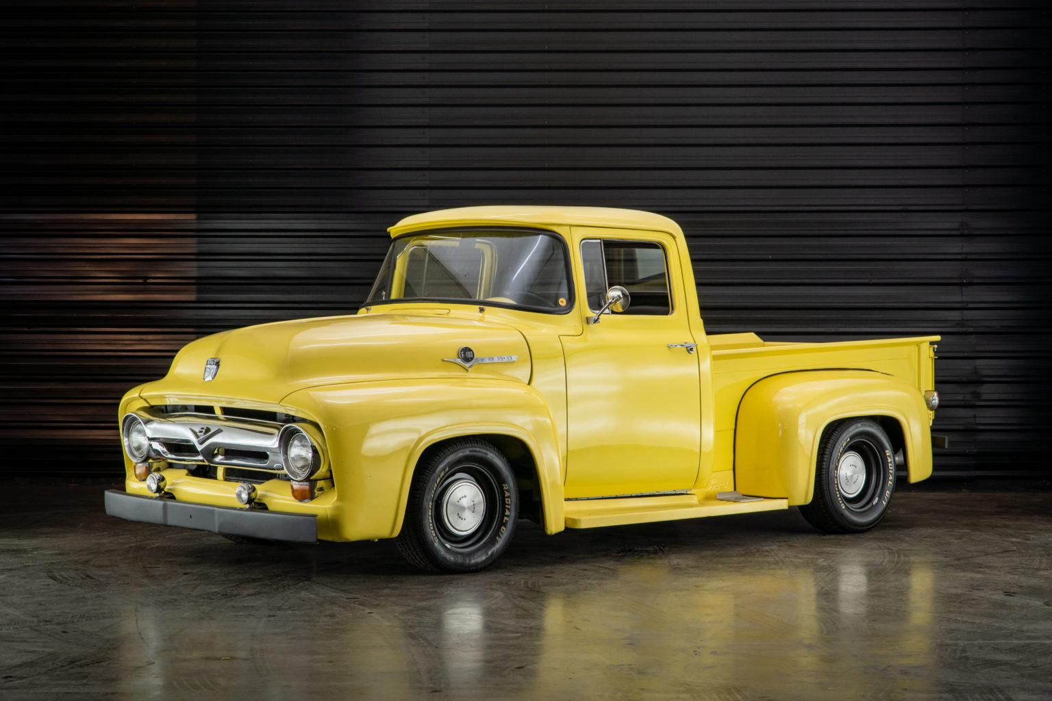 1961-ford-f100-v8-venda-sao-paulo-for-sale-classicos-a-melhor-loja-de-carros-antigos-acervo-de-carros