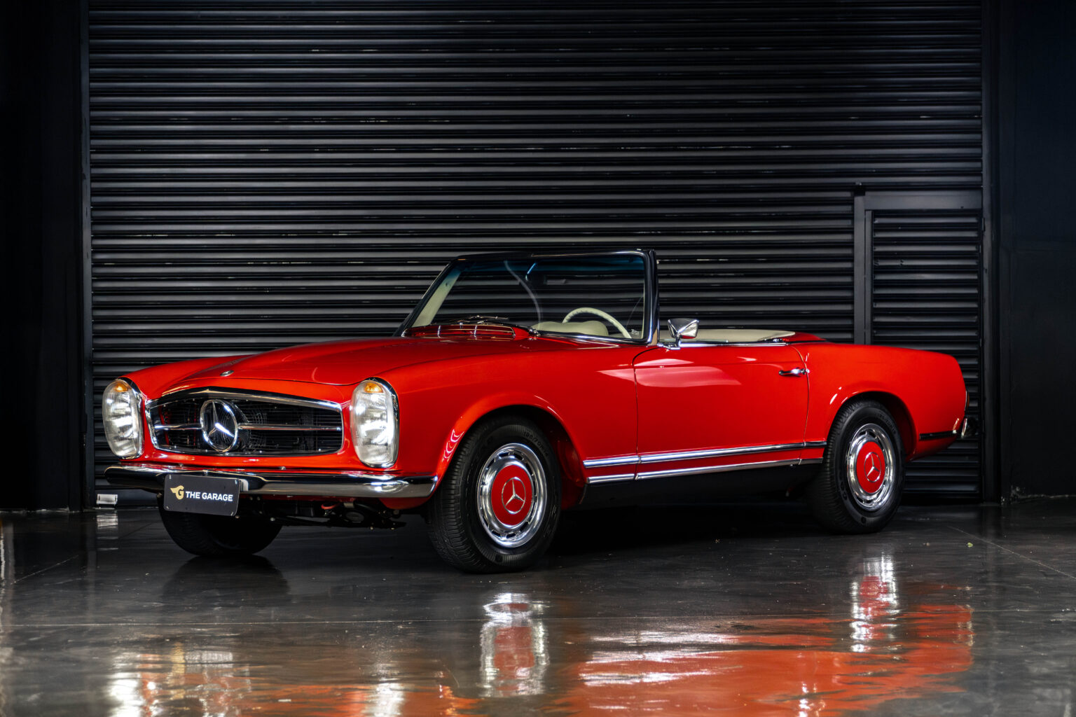 1970 Mercedes Benz 280 SL Pagoda Venda Compra The Garage For Sale